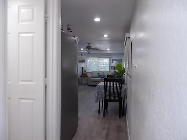 2400 W Midvalley Ave #J-01, Visalia, CA 93277