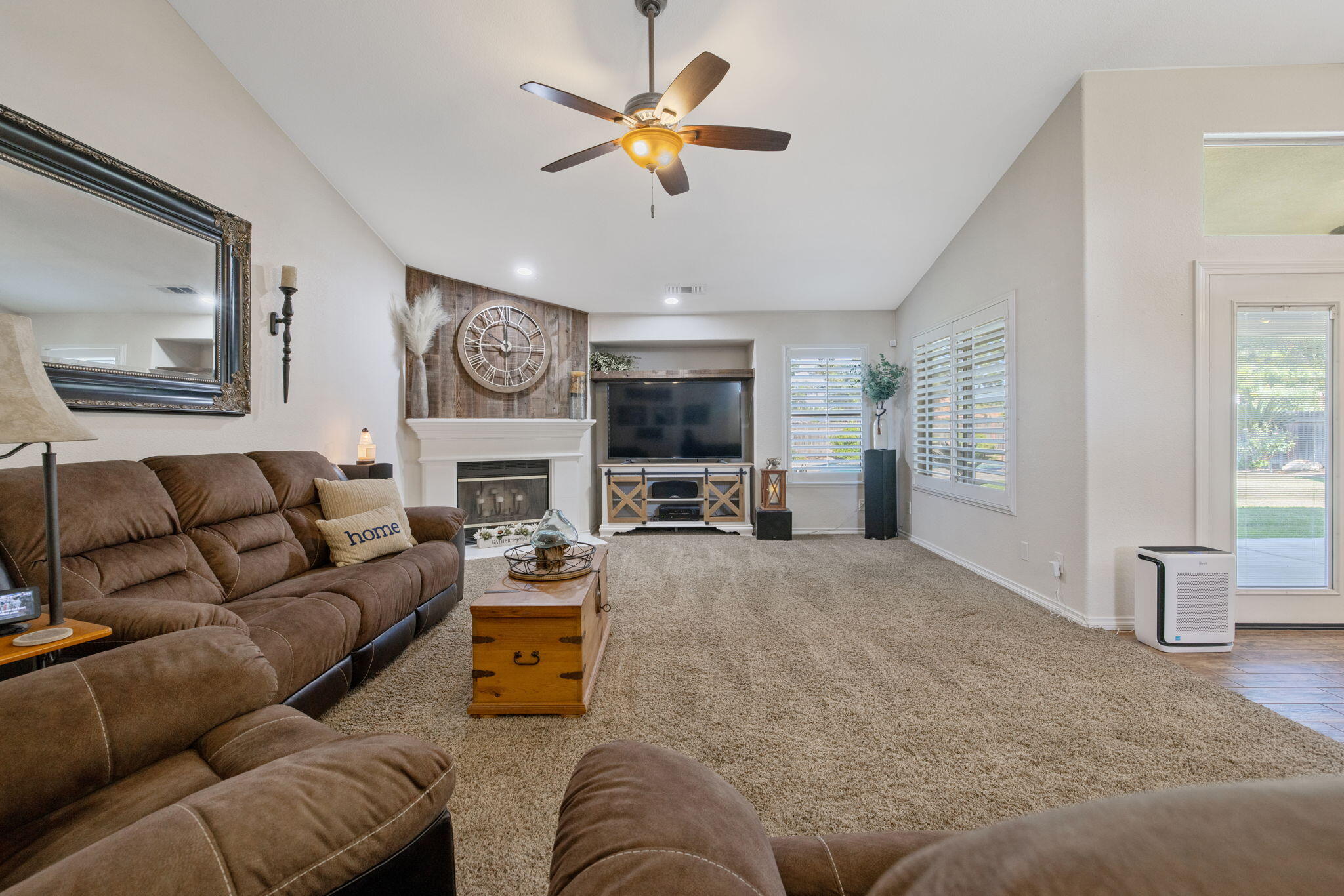 32065 Elbow Ct, Visalia, CA 93291