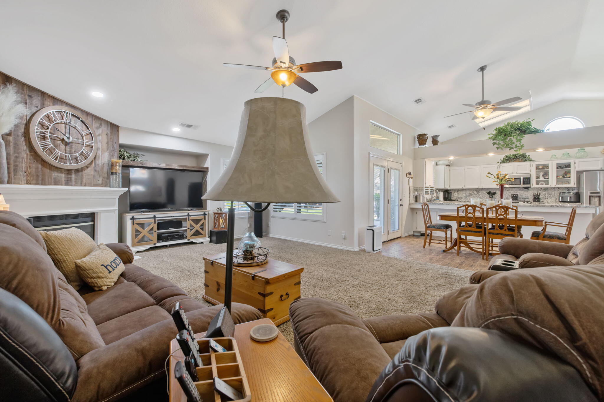 32065 Elbow Ct, Visalia, CA 93291