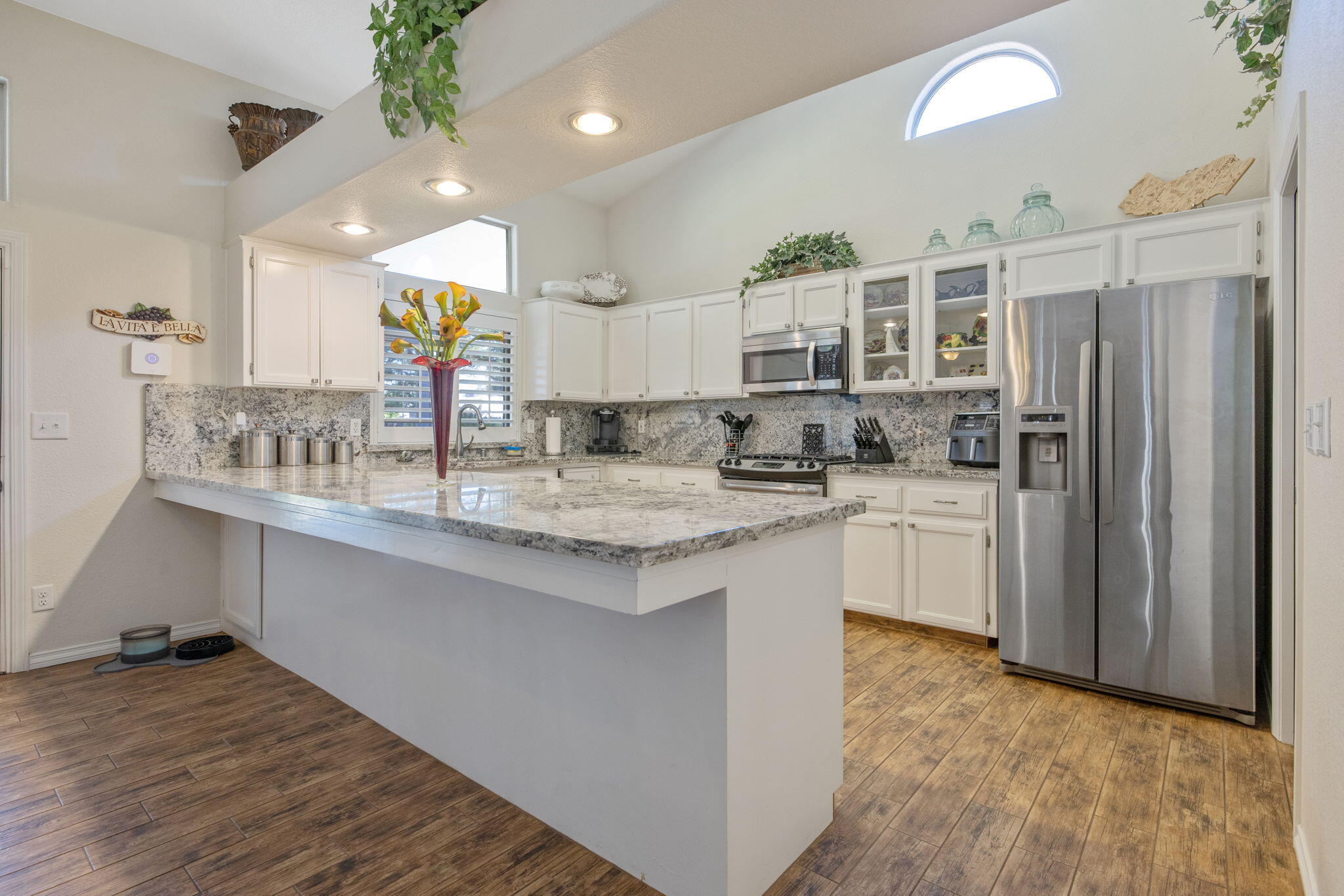 32065 Elbow Ct, Visalia, CA 93291