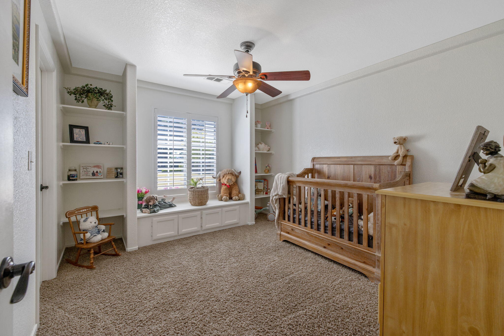 32065 Elbow Ct, Visalia, CA 93291