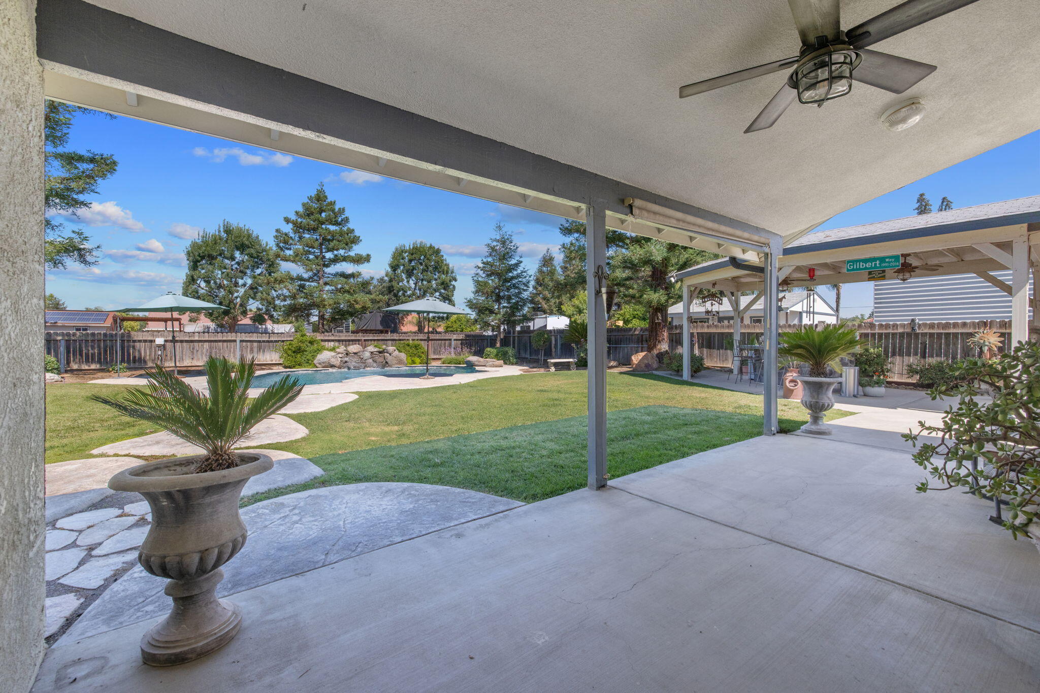32065 Elbow Ct, Visalia, CA 93291