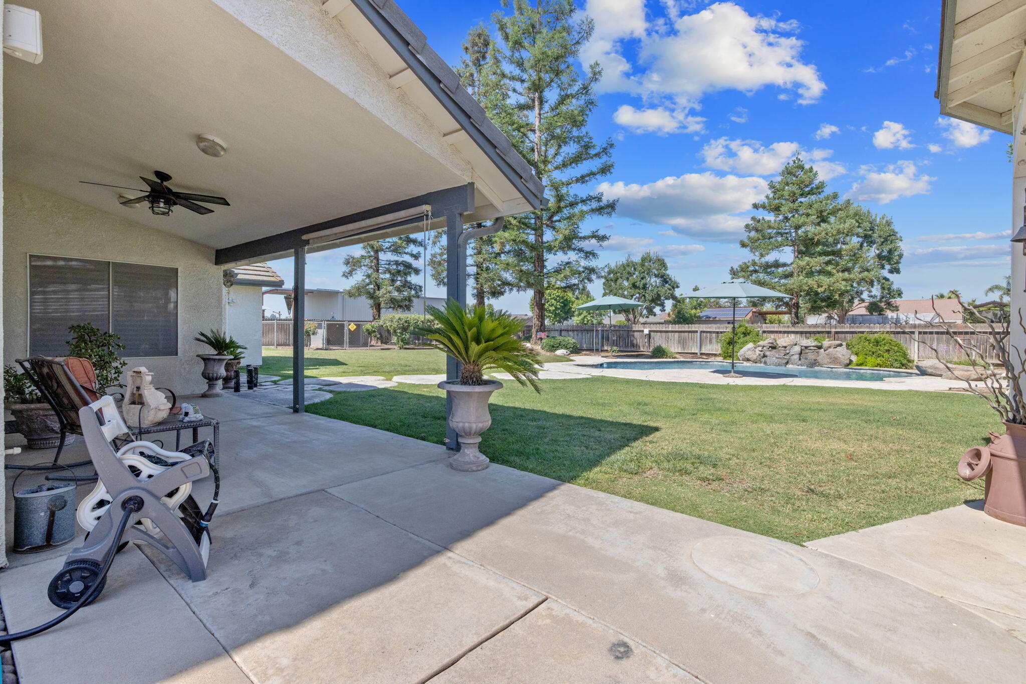 32065 Elbow Ct, Visalia, CA 93291