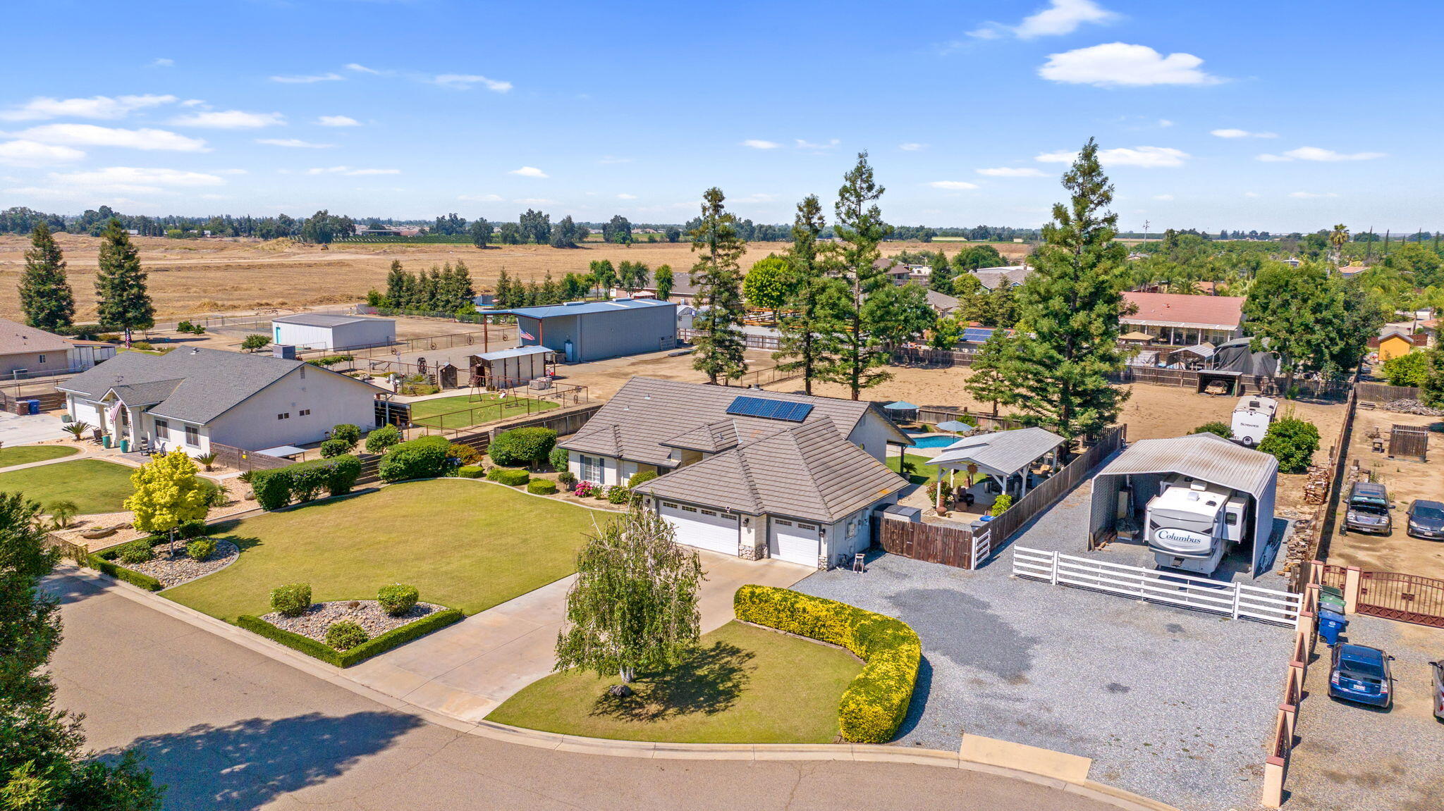 32065 Elbow Ct, Visalia, CA 93291