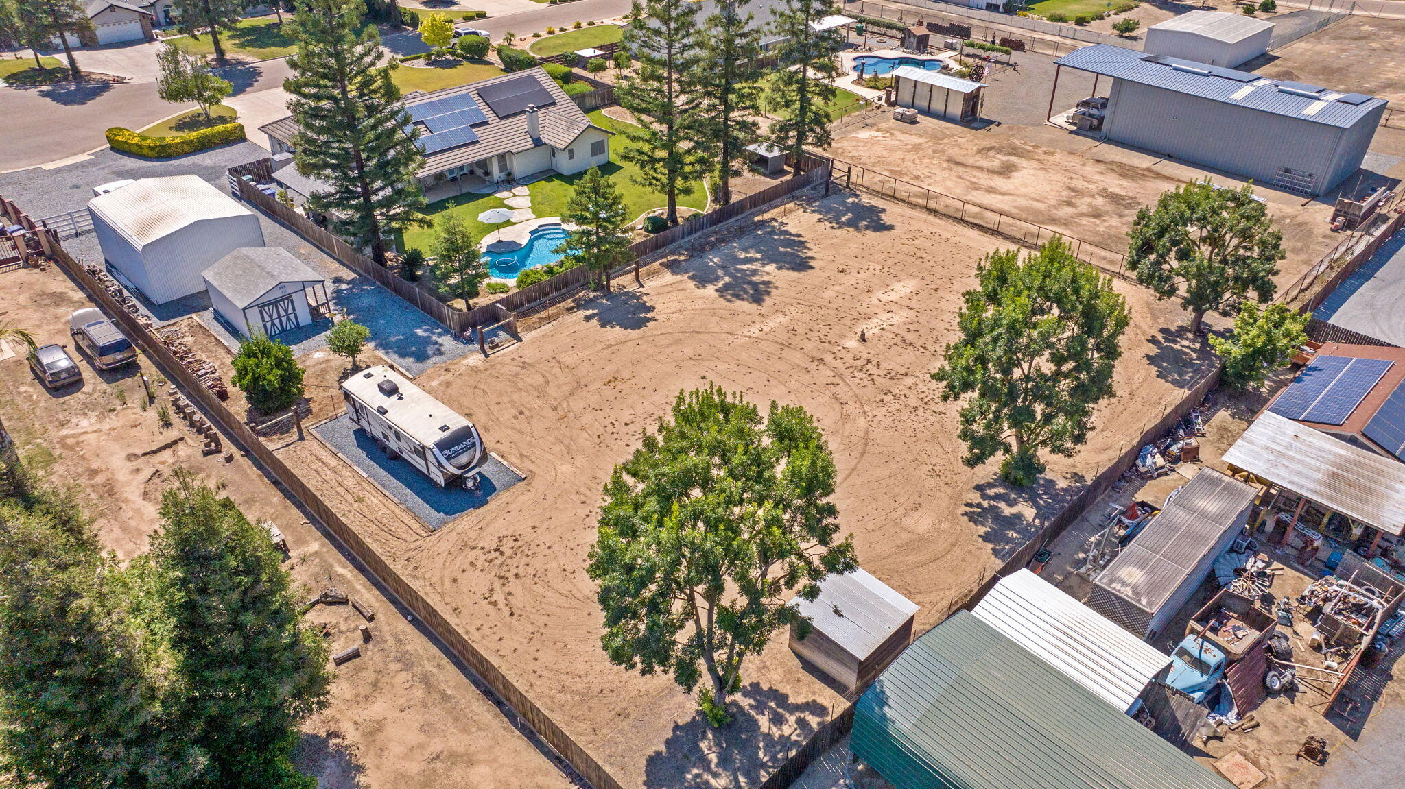 32065 Elbow Ct, Visalia, CA 93291