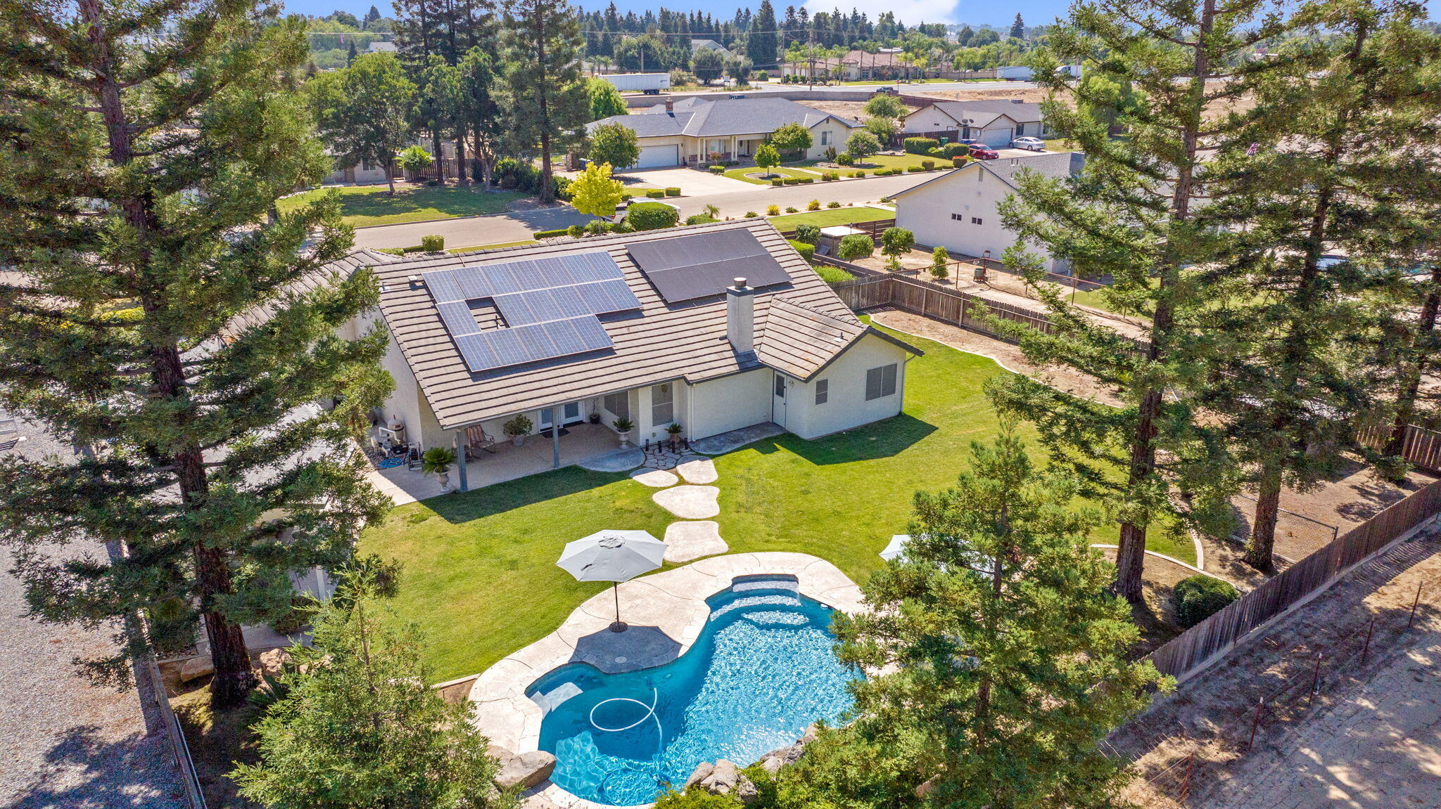 32065 Elbow Ct, Visalia, CA 93291