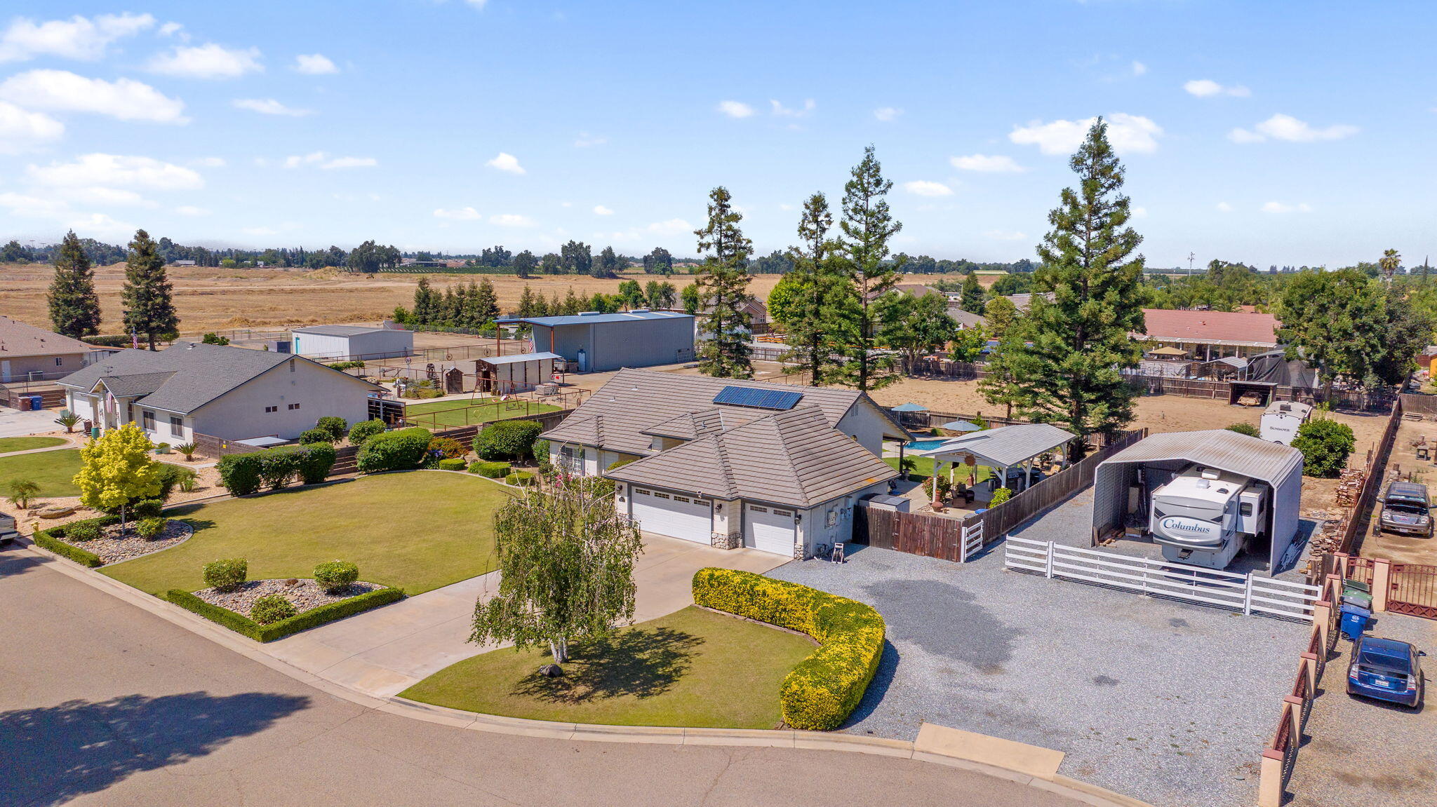 32065 Elbow Ct, Visalia, CA 93291