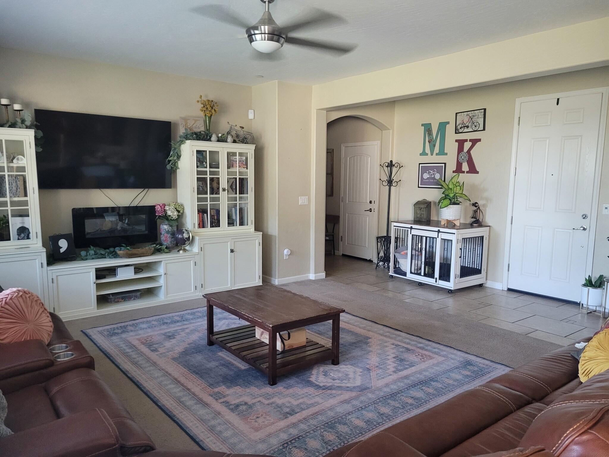 6240 W Lark Ave, Visalia, CA 93291