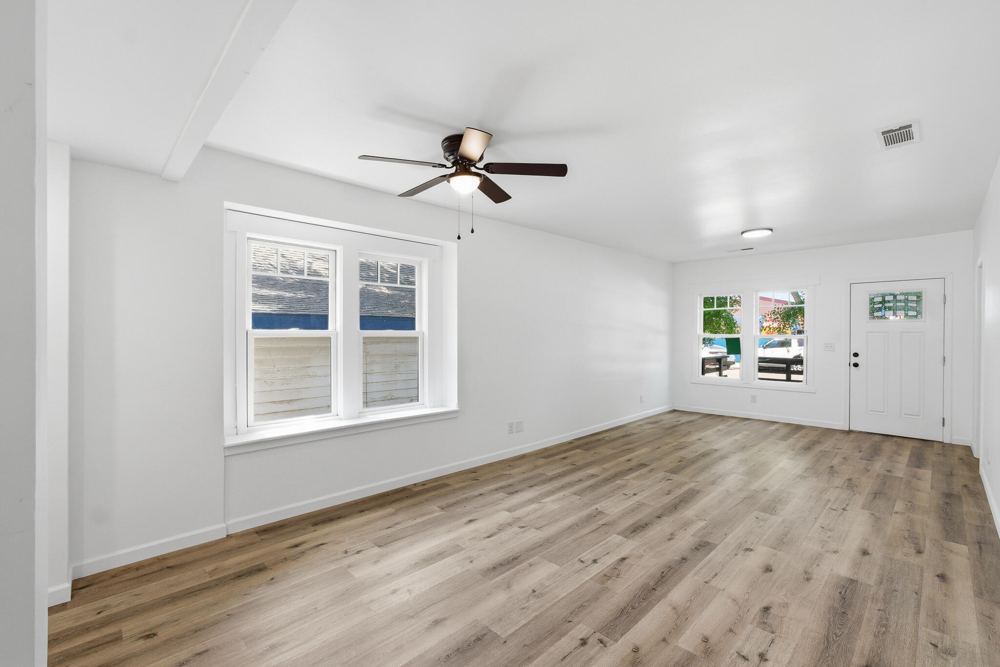 313 S C St, Exeter, CA 93221
