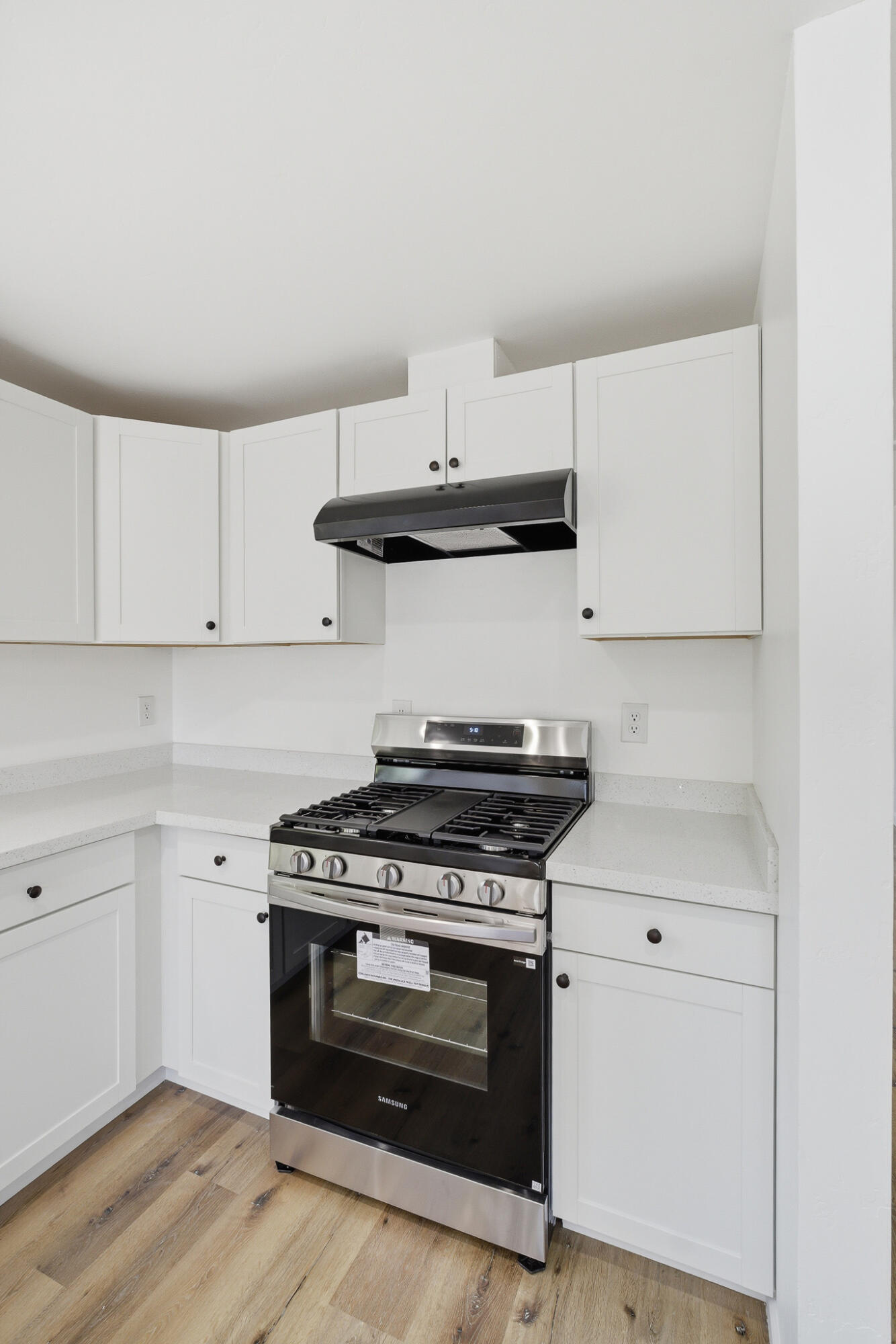 313 S C St, Exeter, CA 93221