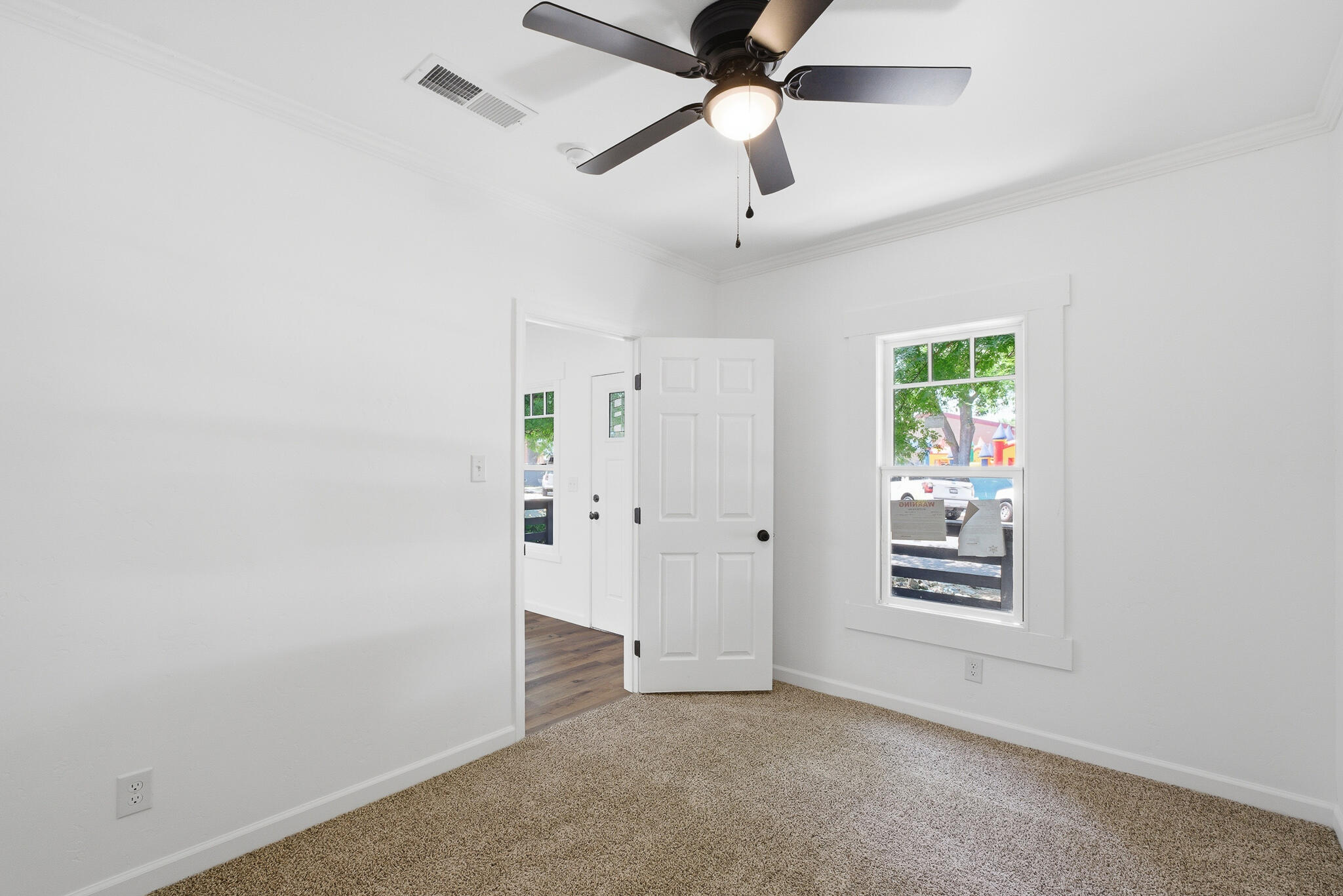 313 S C St, Exeter, CA 93221