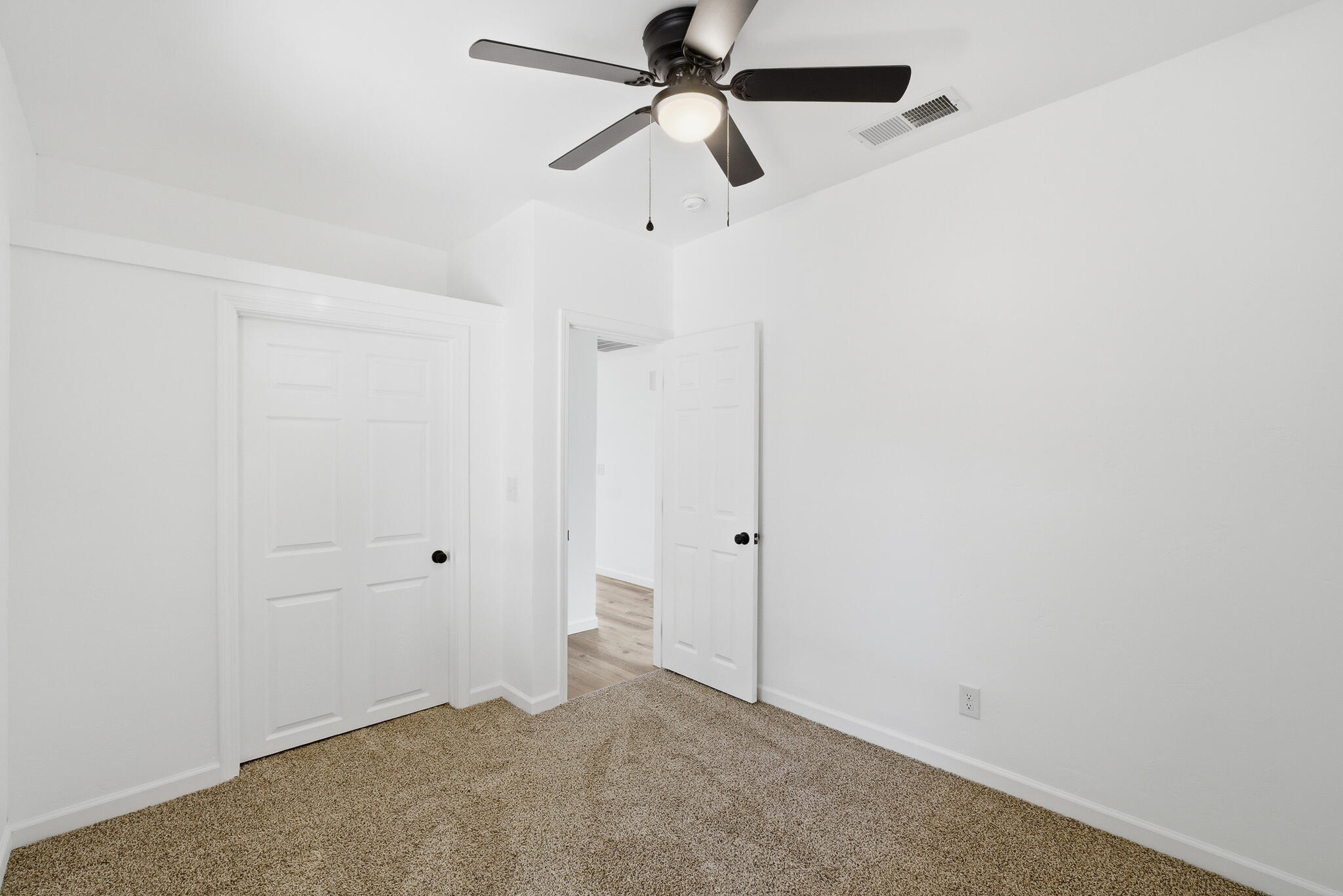 313 S C St, Exeter, CA 93221