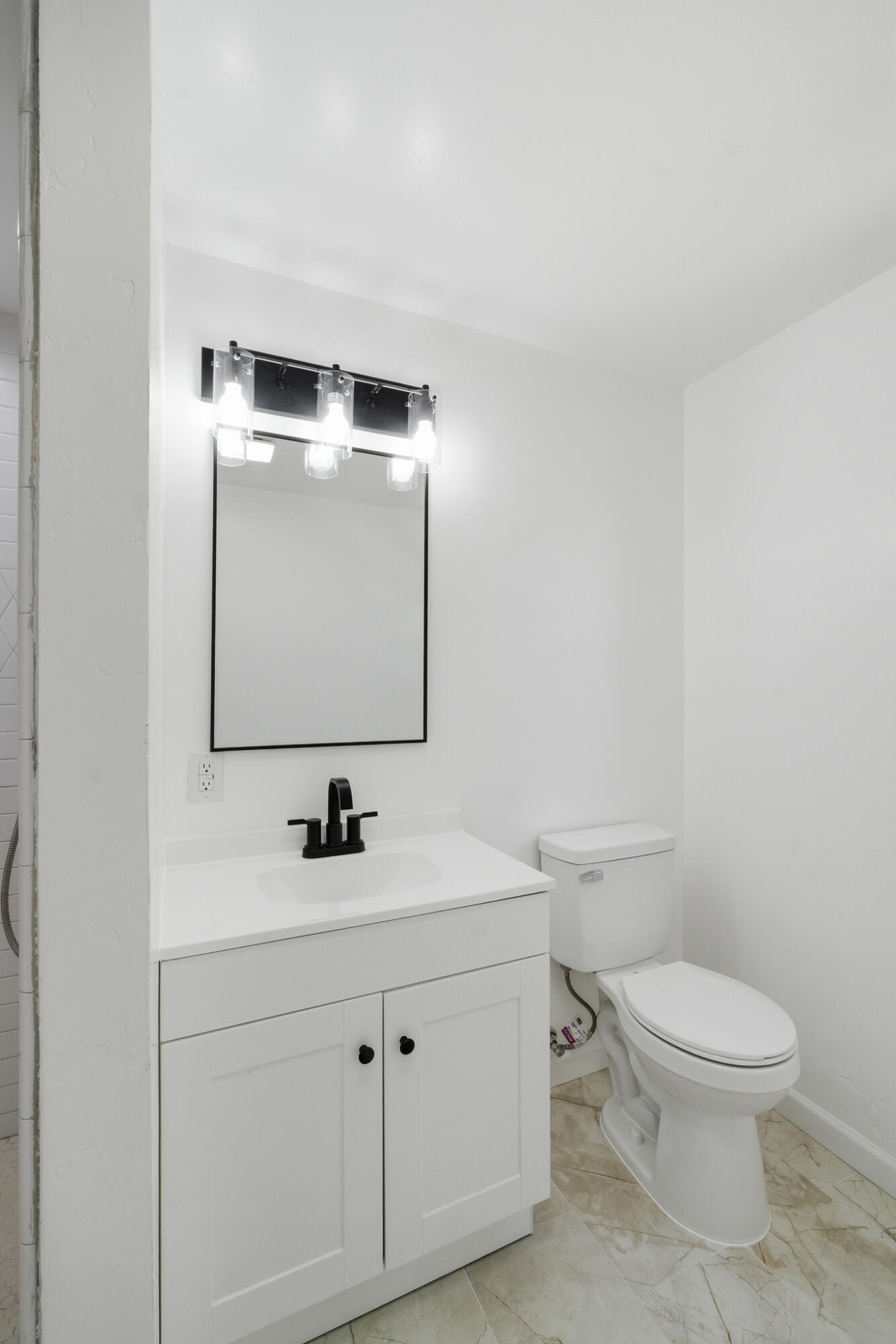 313 S C St, Exeter, CA 93221