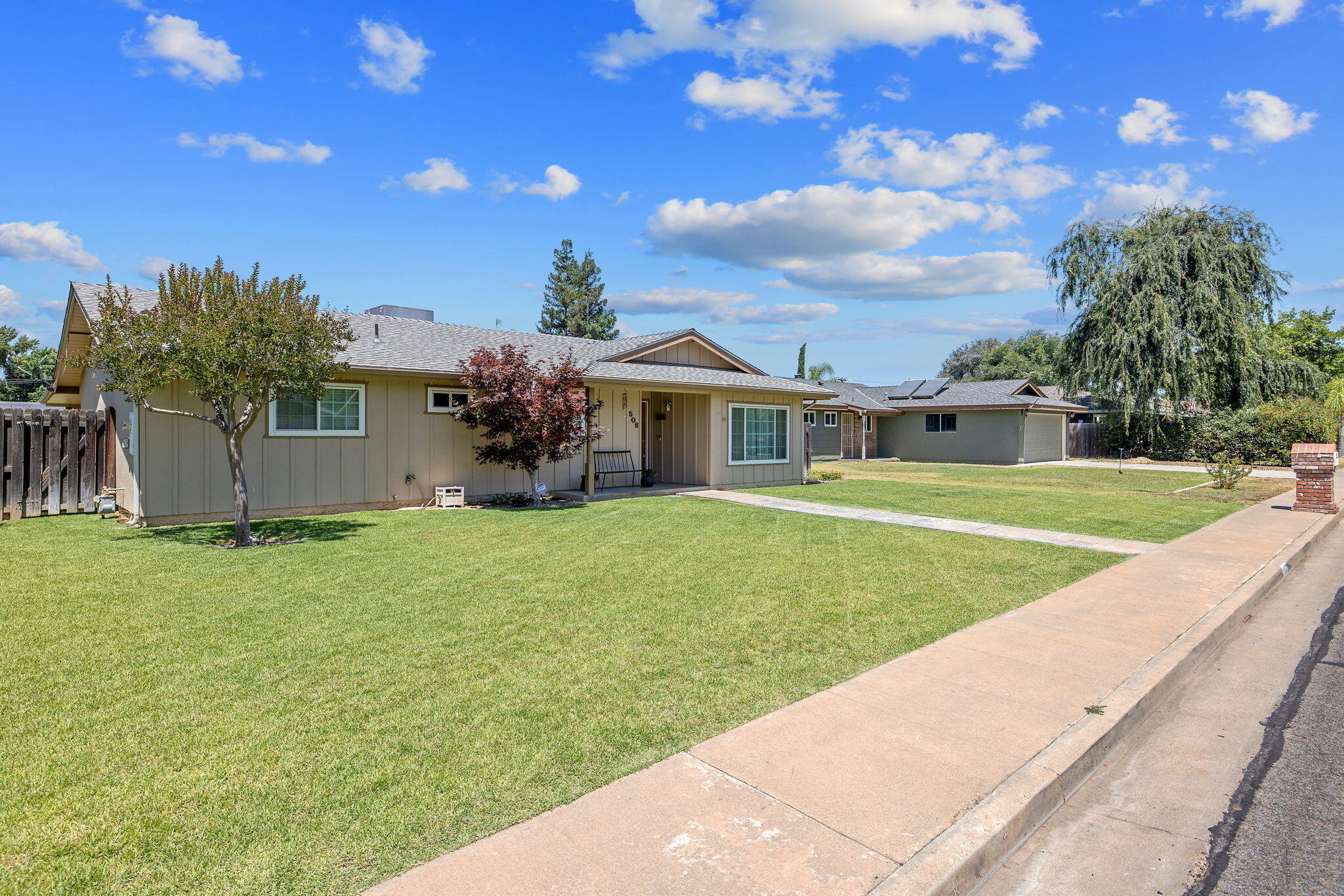 508 S Francis Ave, Exeter, CA 93221