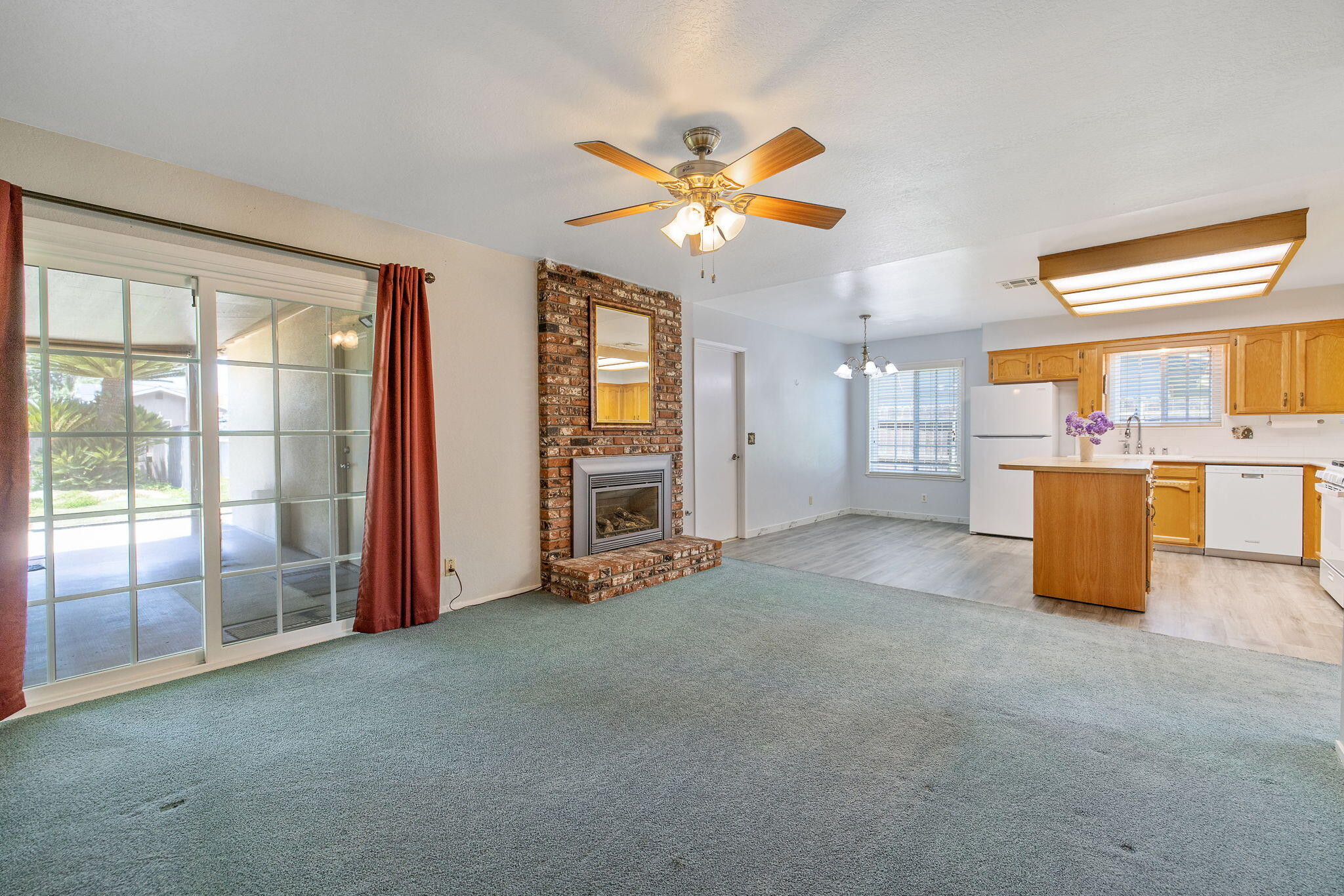 508 S Francis Ave, Exeter, CA 93221