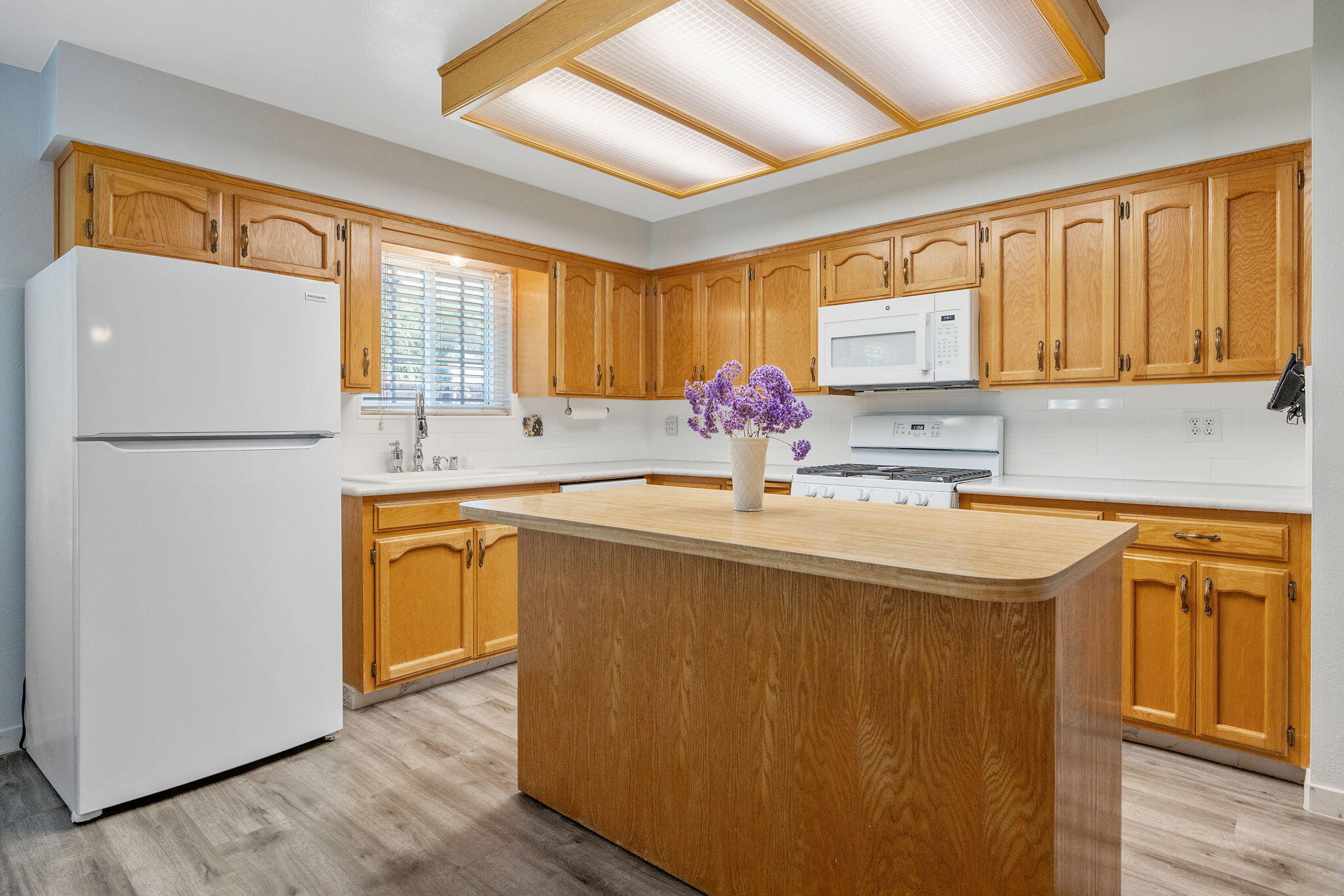 508 S Francis Ave, Exeter, CA 93221