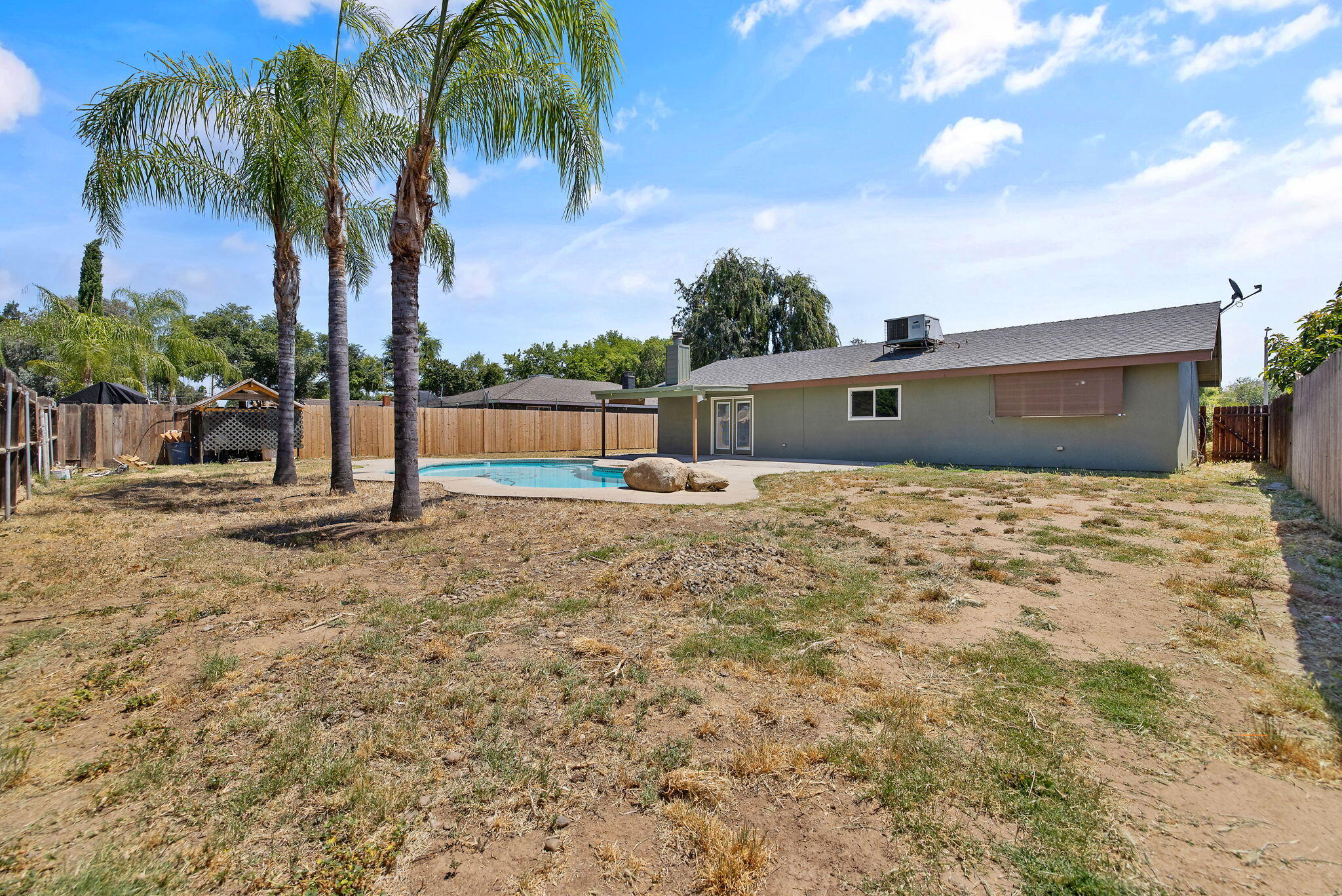506 S Francis, Exeter, CA 93221