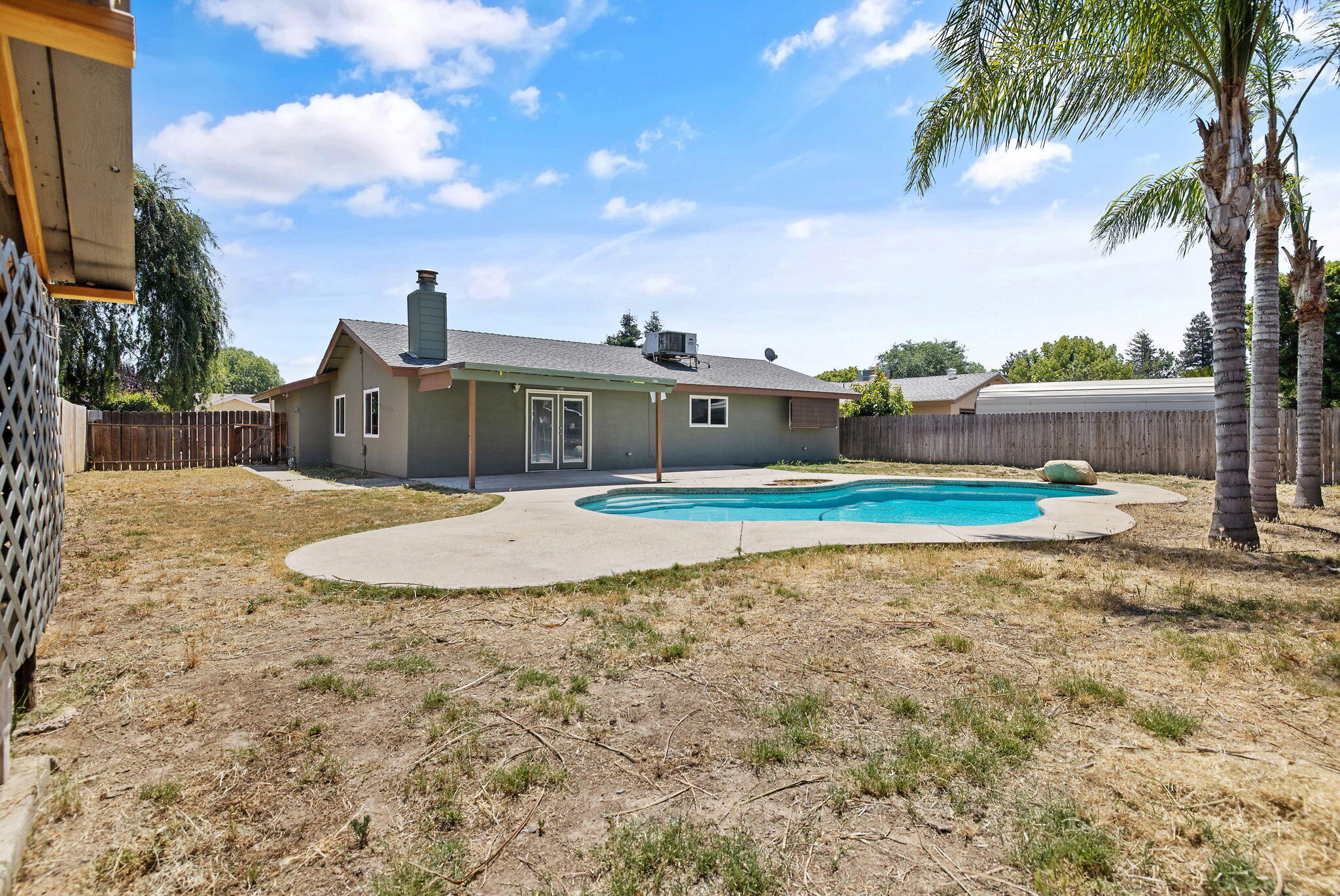 506 S Francis, Exeter, CA 93221
