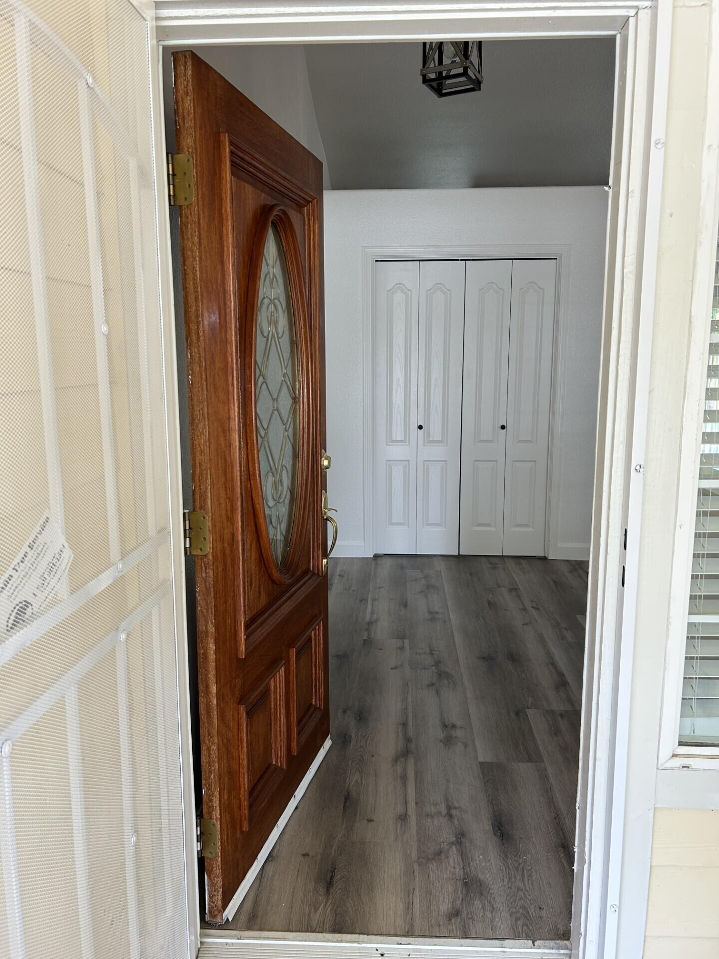 4724 W Manor Ct, Visalia, CA 93291