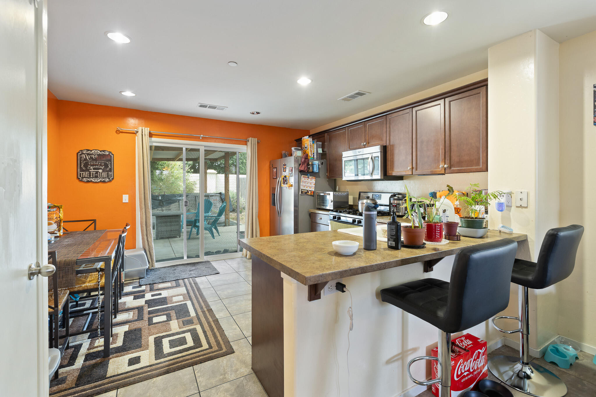 1702 Capistrano Ave, Tulare, CA 93274