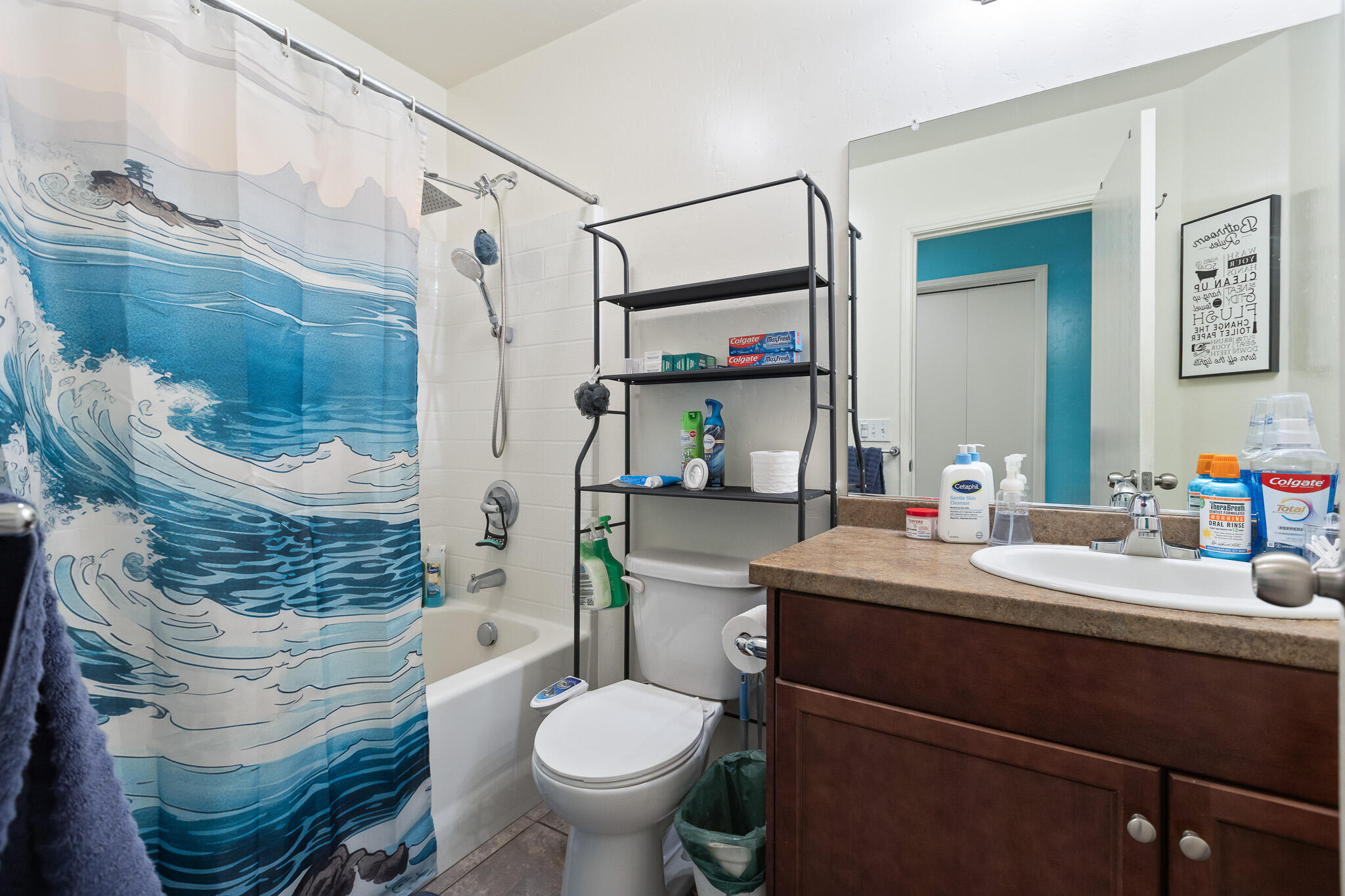 1702 Capistrano Ave, Tulare, CA 93274