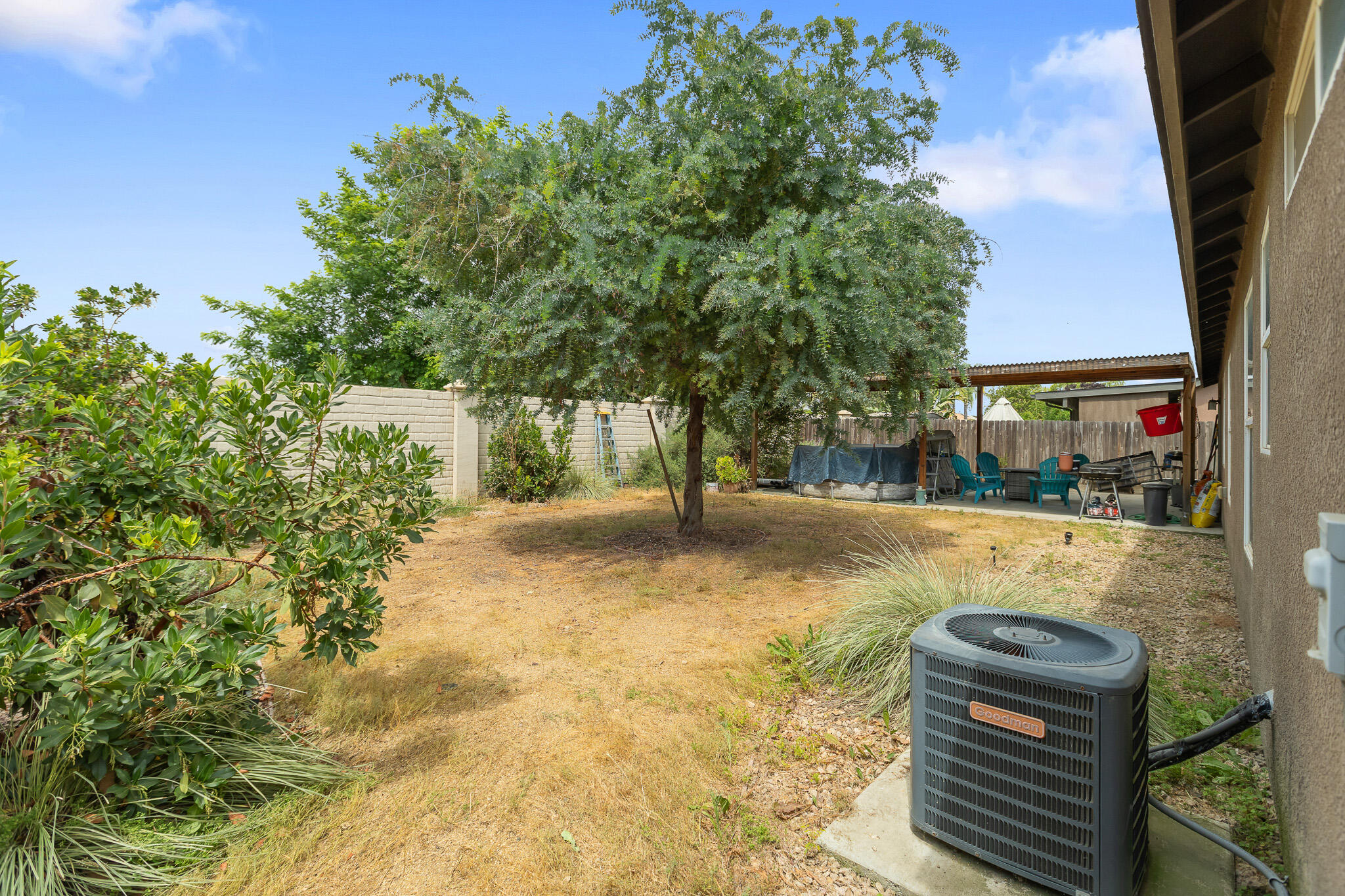 1702 Capistrano Ave, Tulare, CA 93274