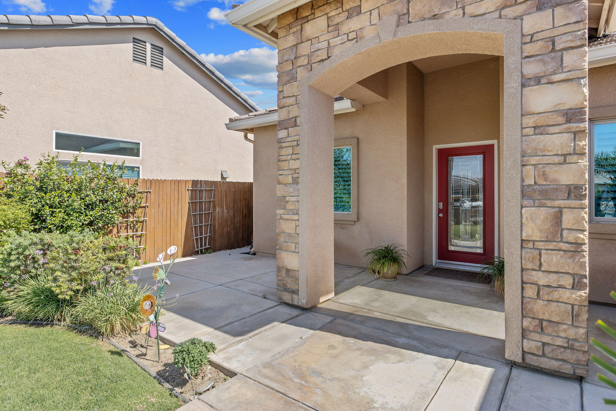 4309 Sierra Madre Ave, Bakersfield, CA 93313