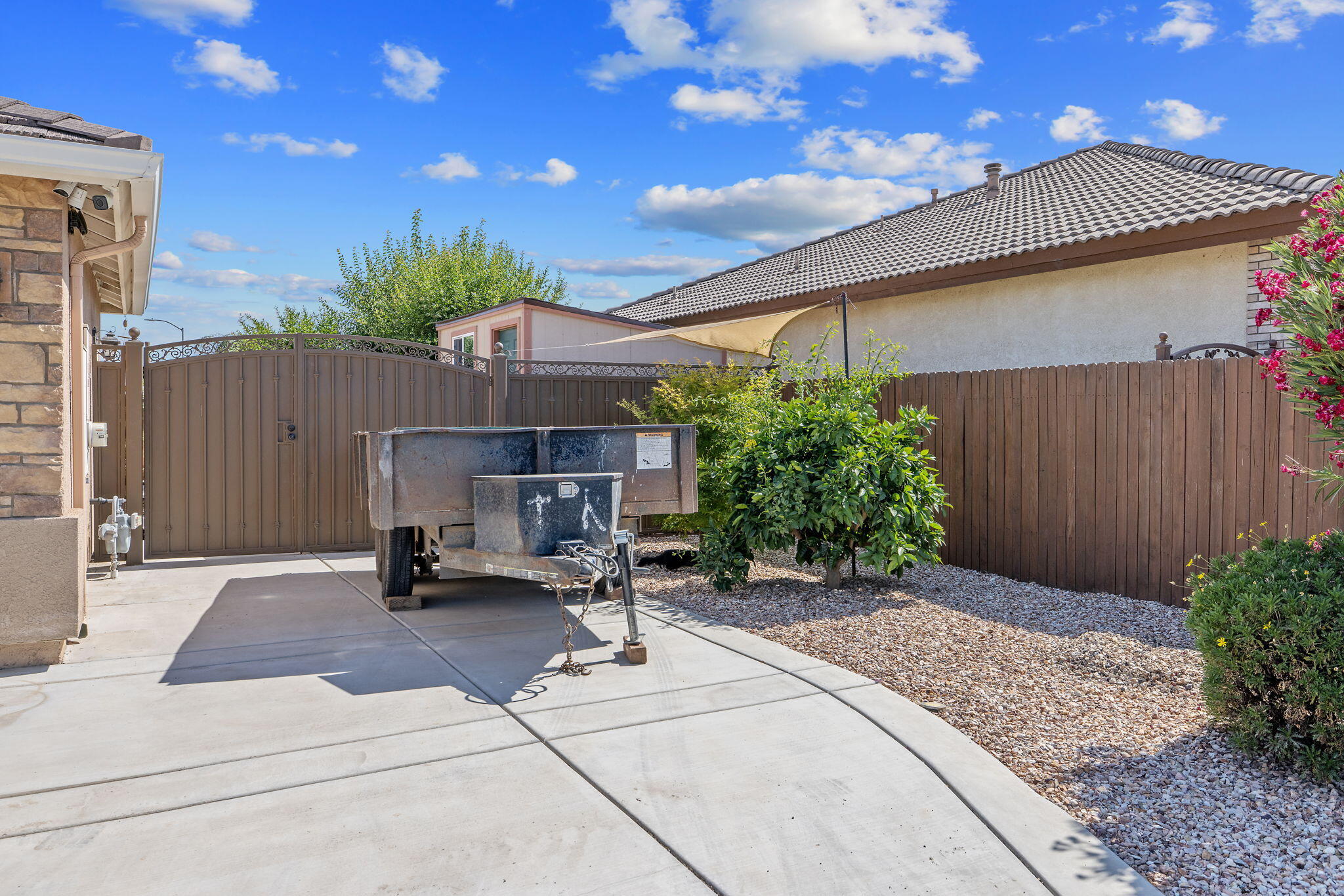 4309 Sierra Madre Ave, Bakersfield, CA 93313