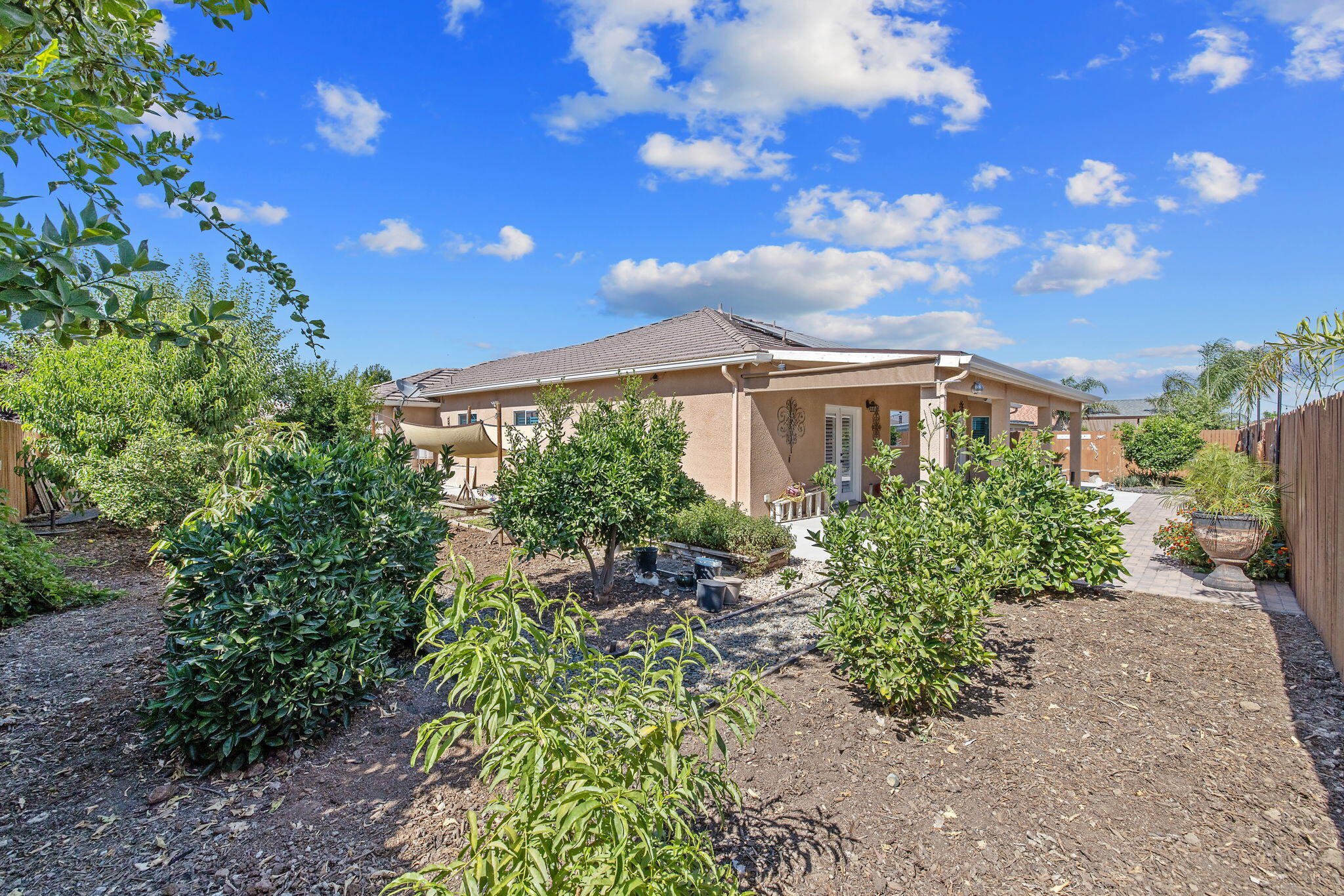4309 Sierra Madre Ave, Bakersfield, CA 93313