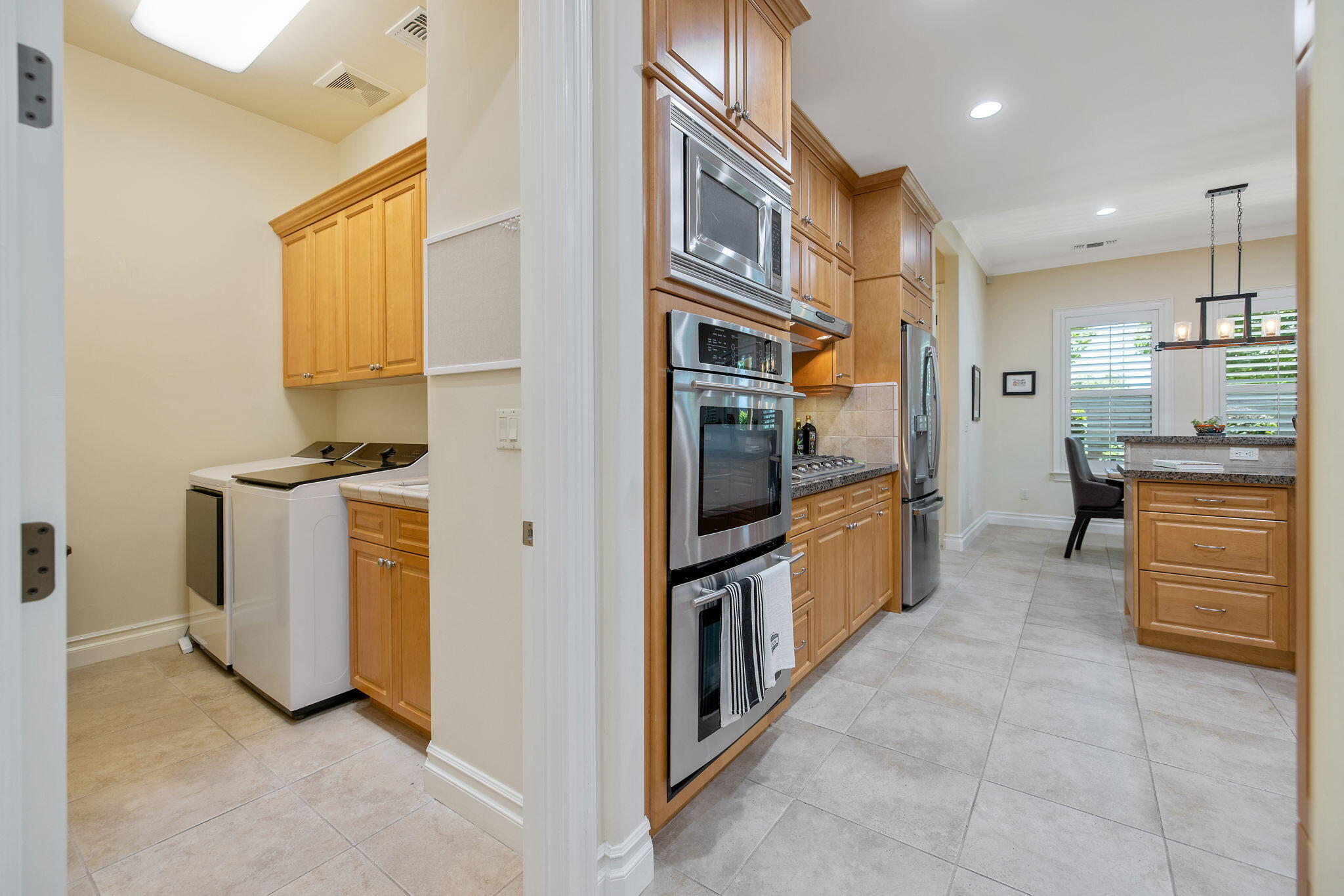5411 W SW Mission Ave, Visalia, CA 93277