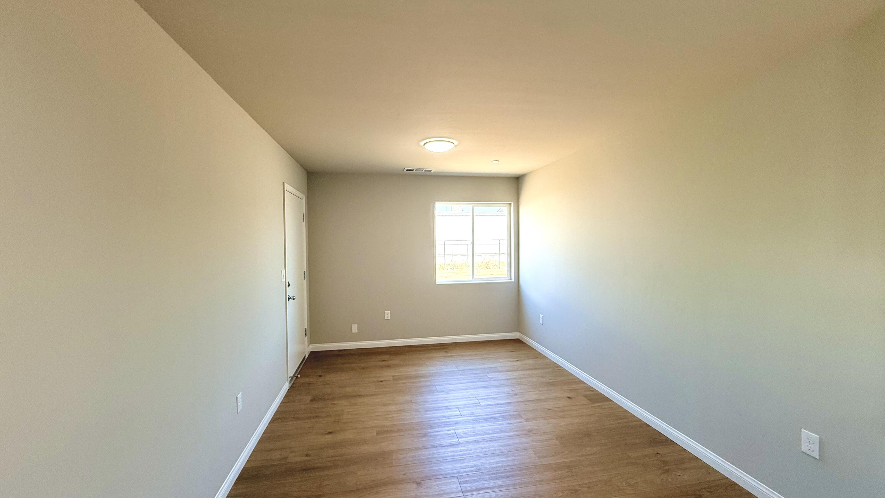 23070 Lawson Ave, Strathmore, CA 93267
