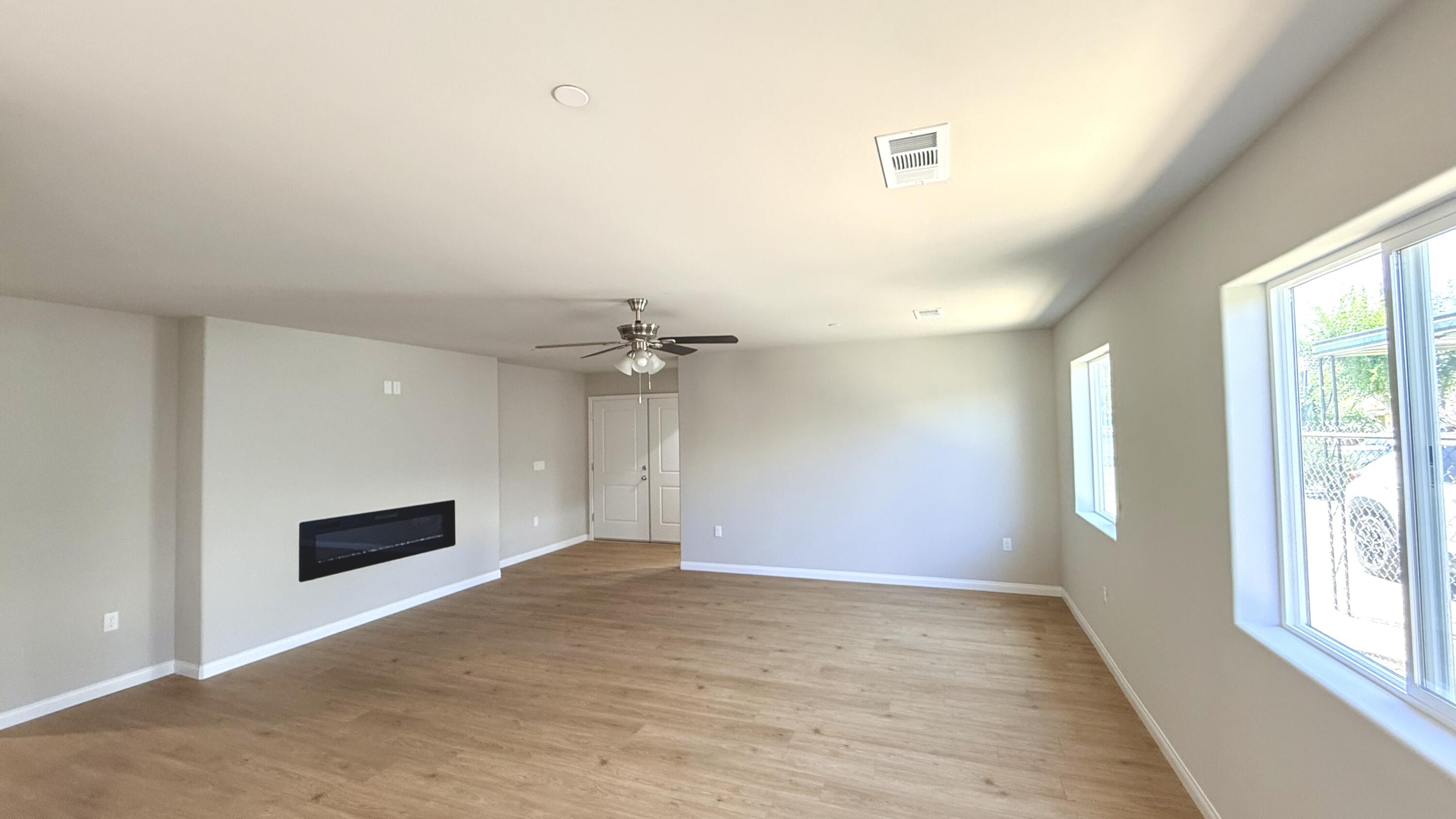 23070 Lawson Ave, Strathmore, CA 93267