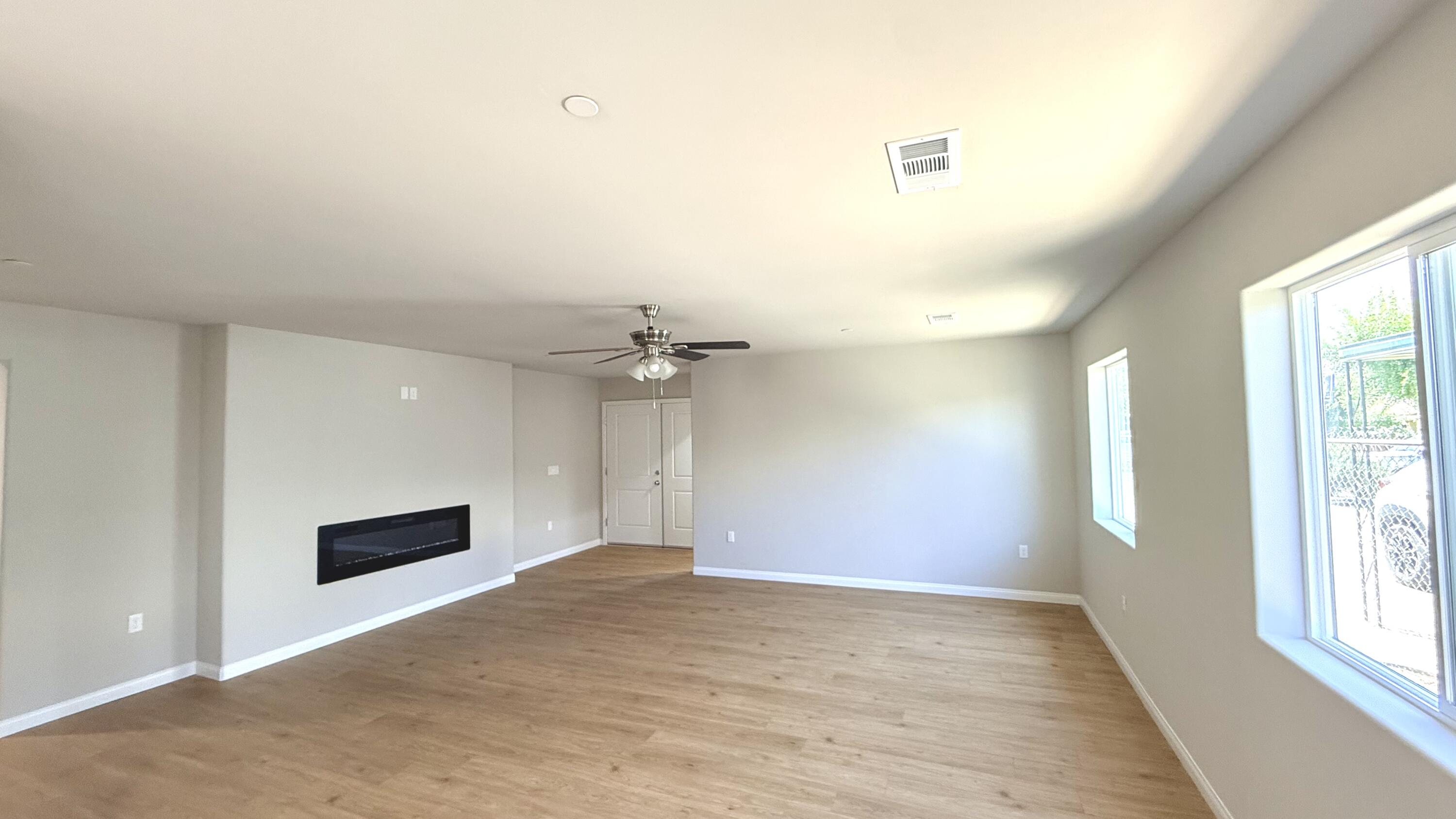 23070 Lawson Ave, Strathmore, CA 93267