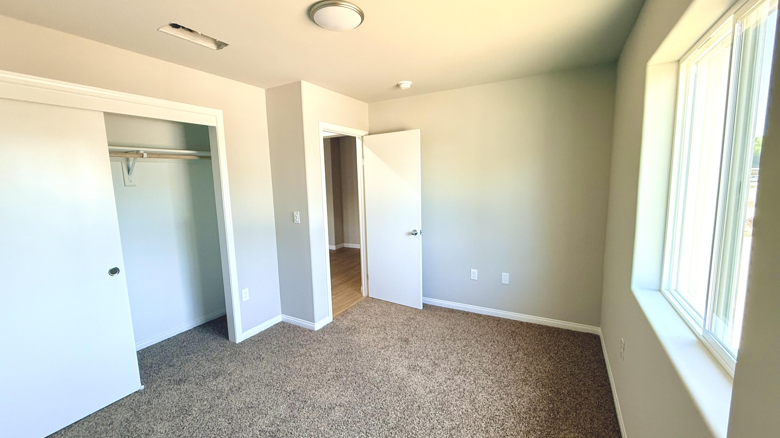23070 Lawson Ave, Strathmore, CA 93267