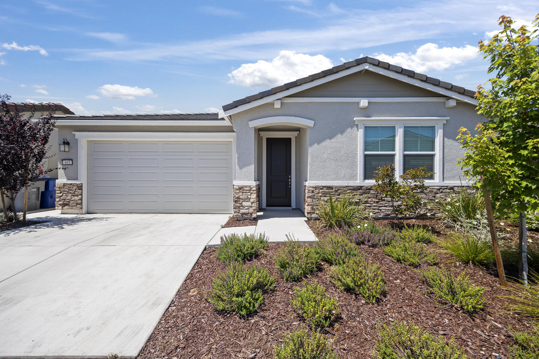 603 N Filbert Ave, Fresno, CA 93727