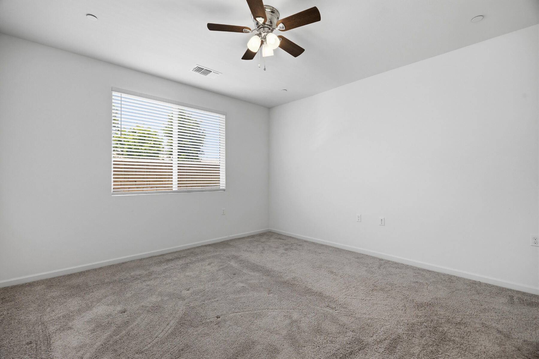 603 N Filbert Ave, Fresno, CA 93727