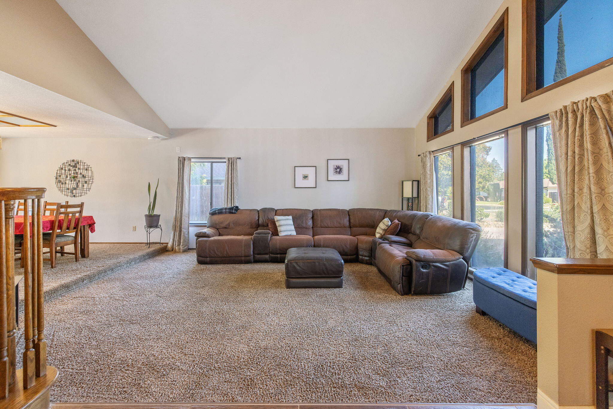 723 W Pine St, Exeter, CA 93221