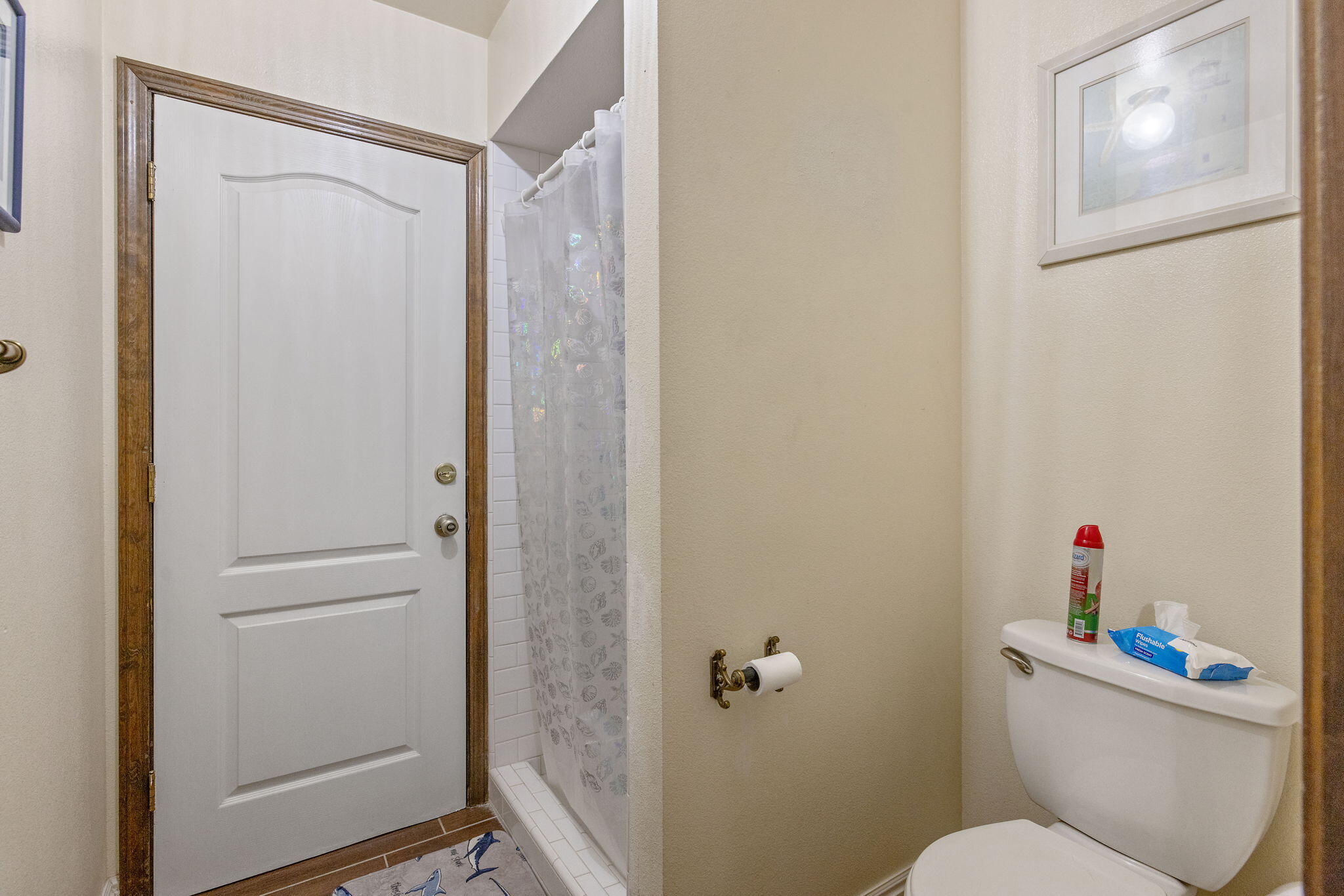 723 W Pine St, Exeter, CA 93221
