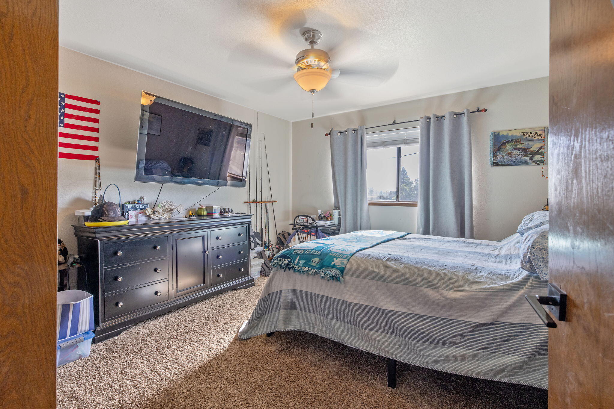 723 W Pine St, Exeter, CA 93221