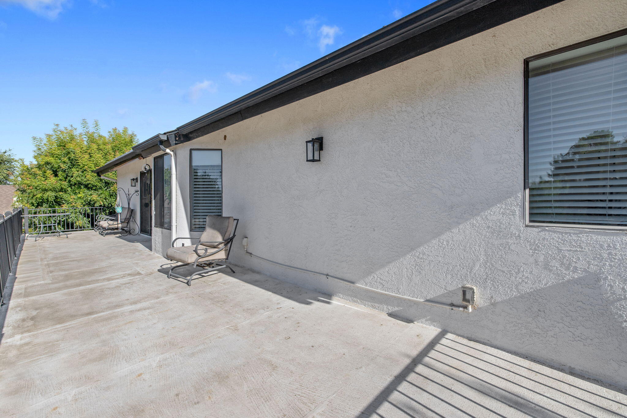 723 W Pine St, Exeter, CA 93221