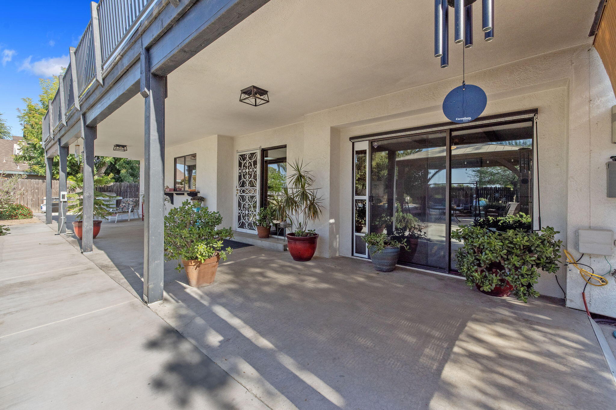 723 W Pine St, Exeter, CA 93221