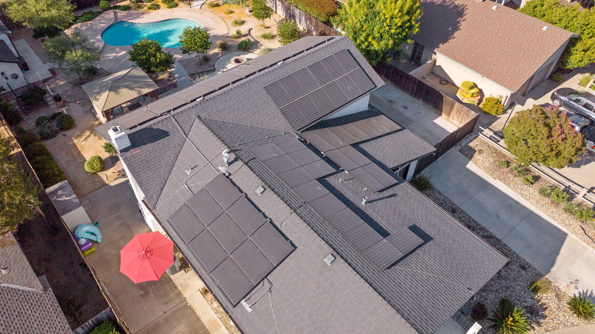 723 W Pine St, Exeter, CA 93221