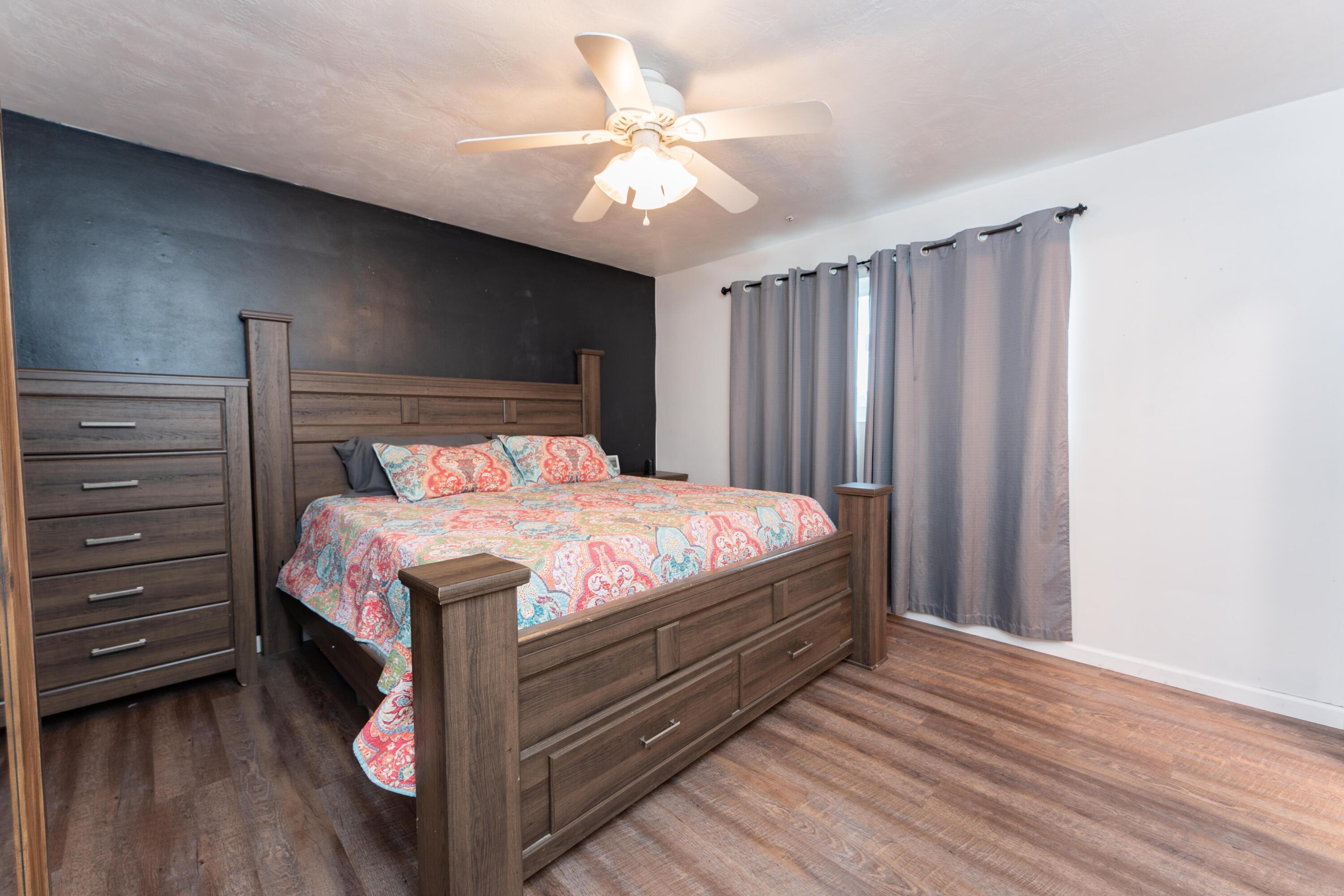 1644 W Victor Ave, Visalia, CA 93277