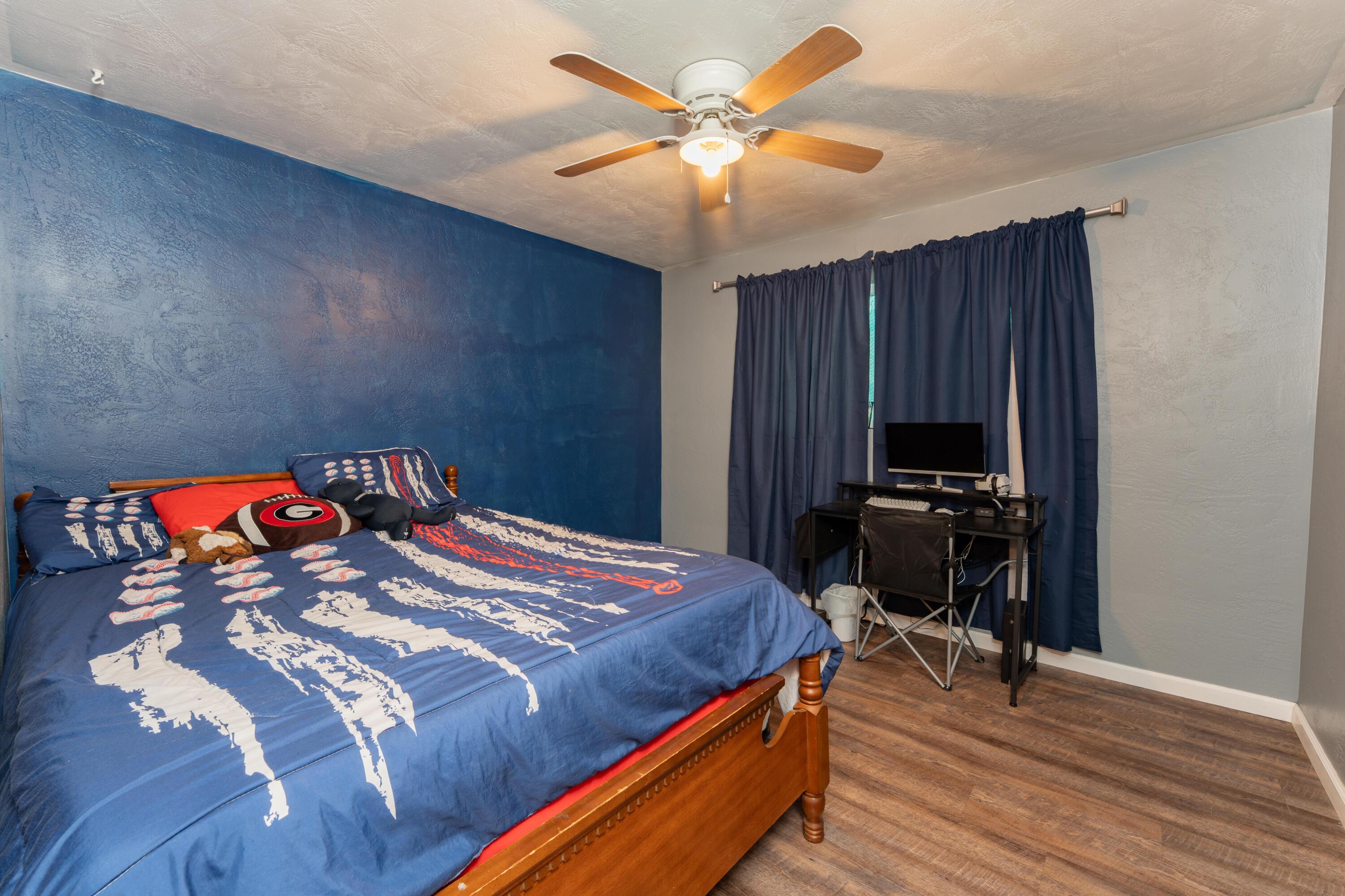 1644 W Victor Ave, Visalia, CA 93277