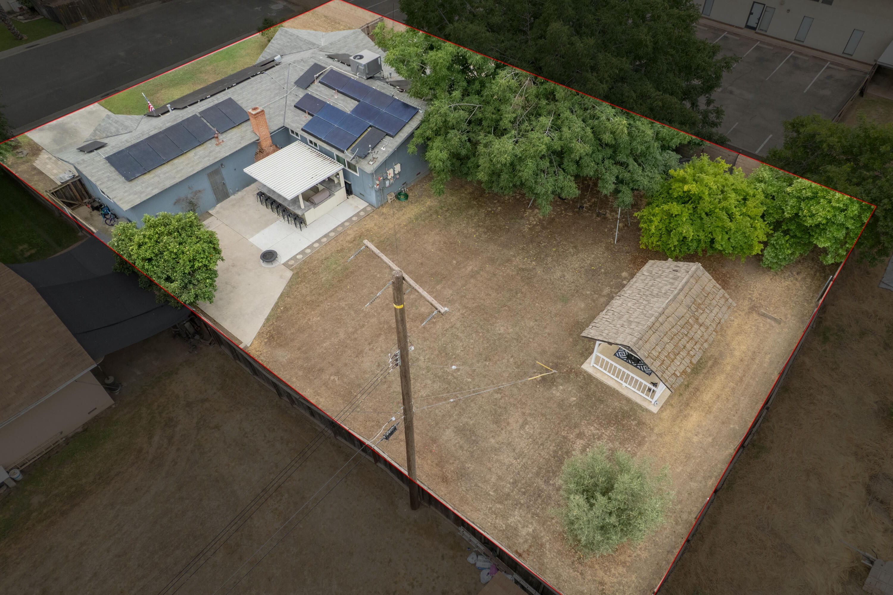 1644 W Victor Ave, Visalia, CA 93277