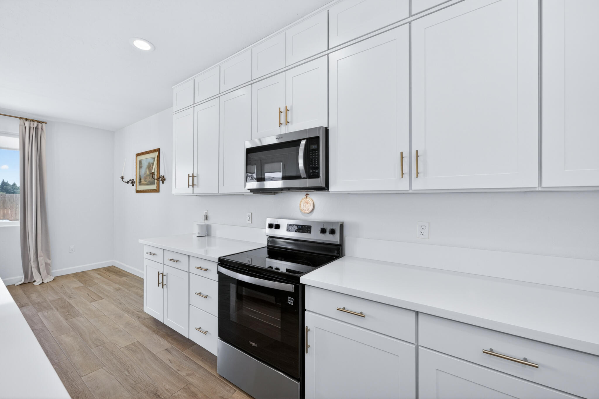 5105 W Delaware Ave, Visalia, CA 93291