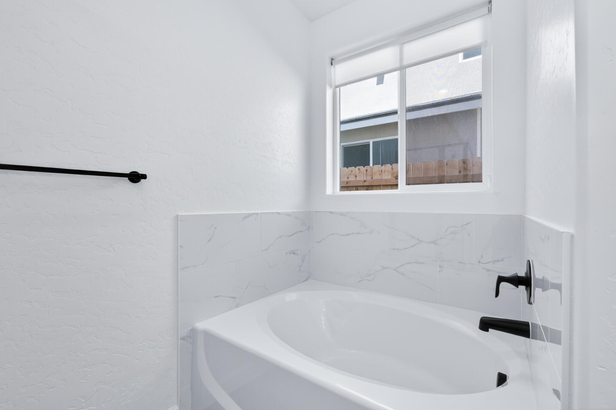 5105 W Delaware Ave, Visalia, CA 93291