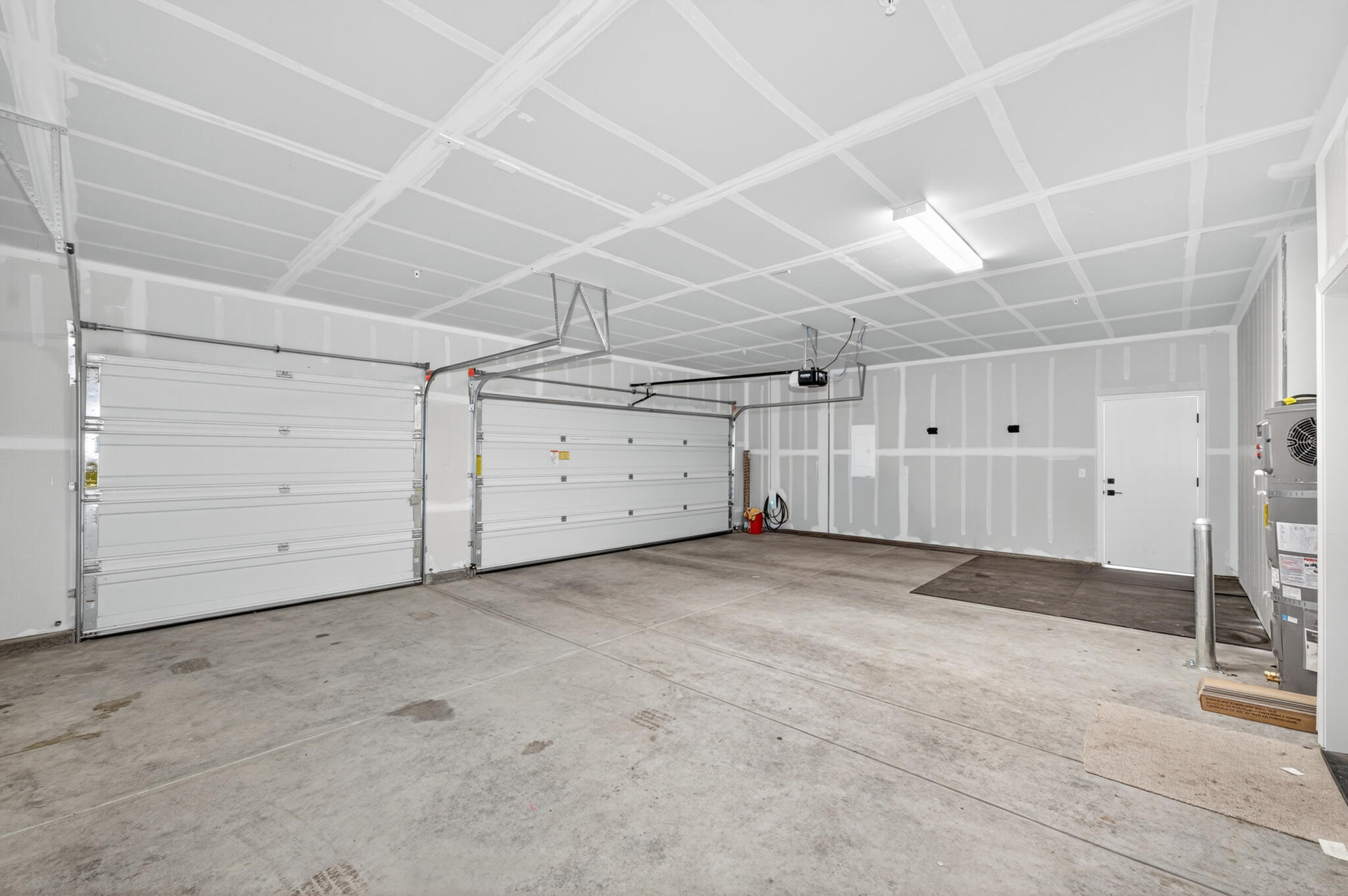 5105 W Delaware Ave, Visalia, CA 93291