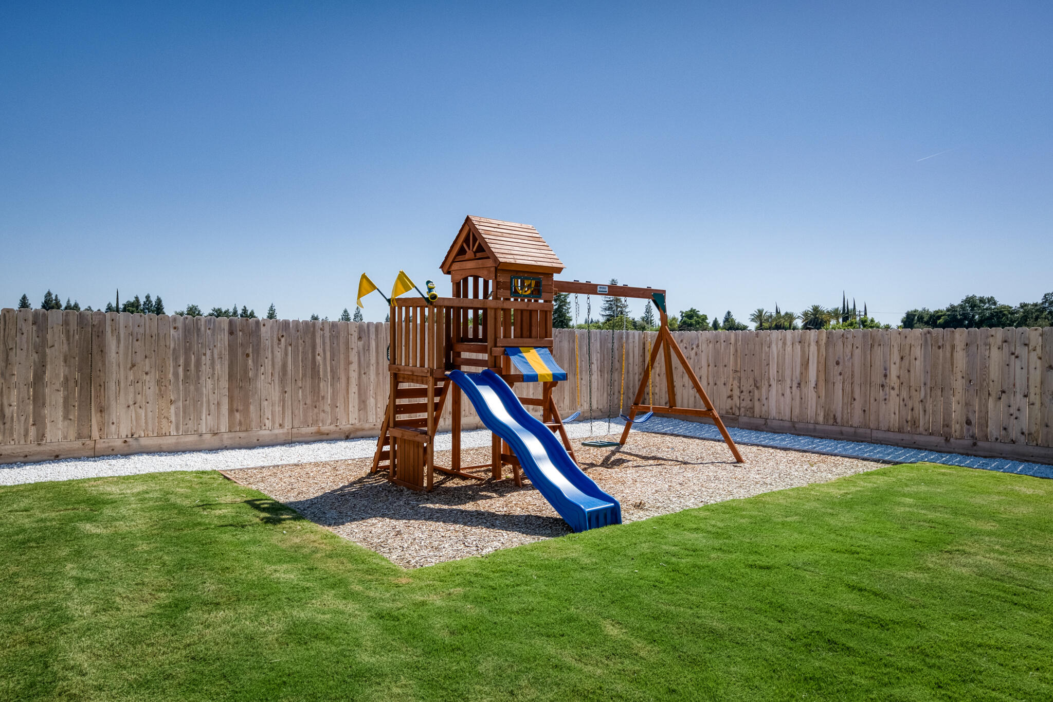 5105 W Delaware Ave, Visalia, CA 93291