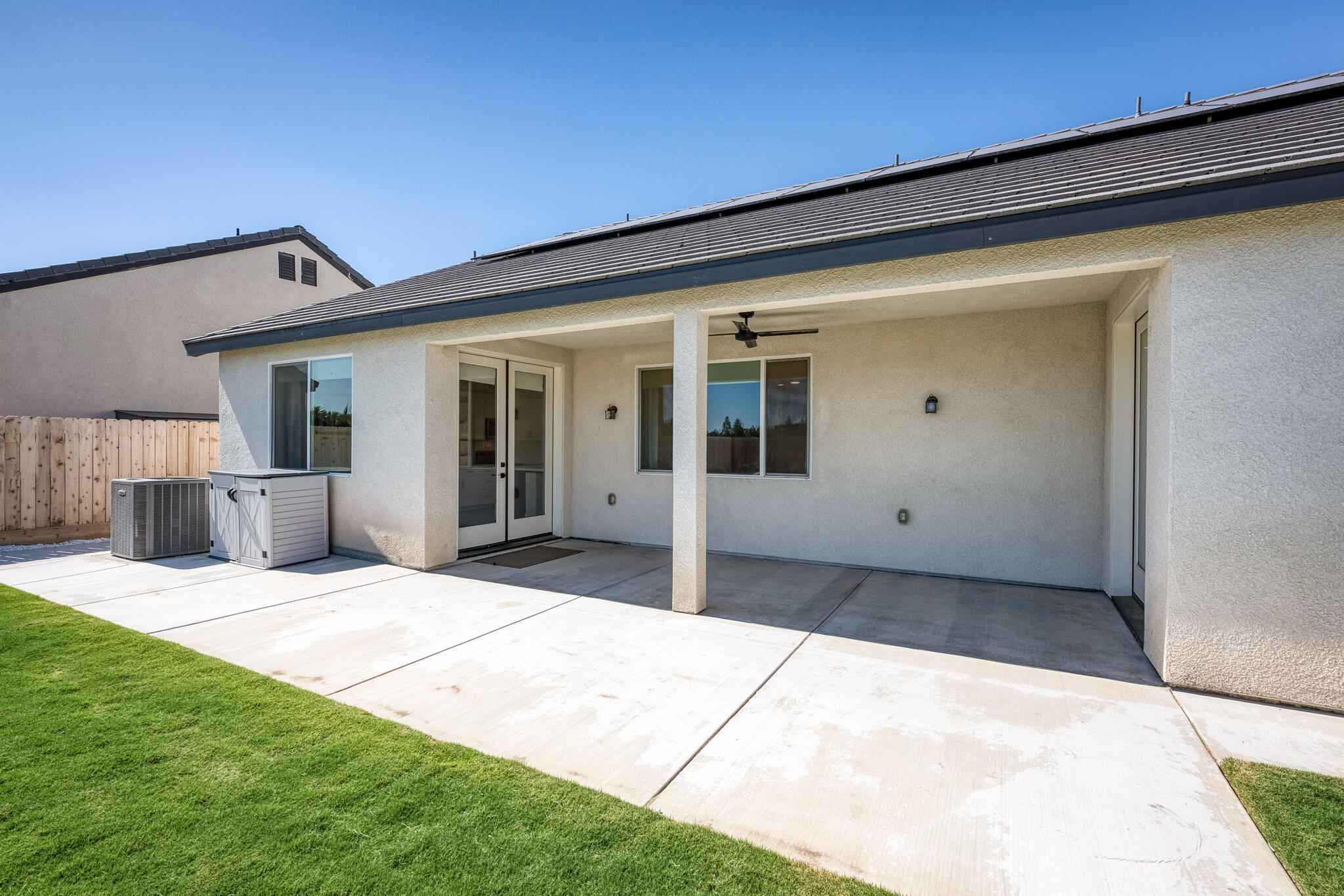 5105 W Delaware Ave, Visalia, CA 93291